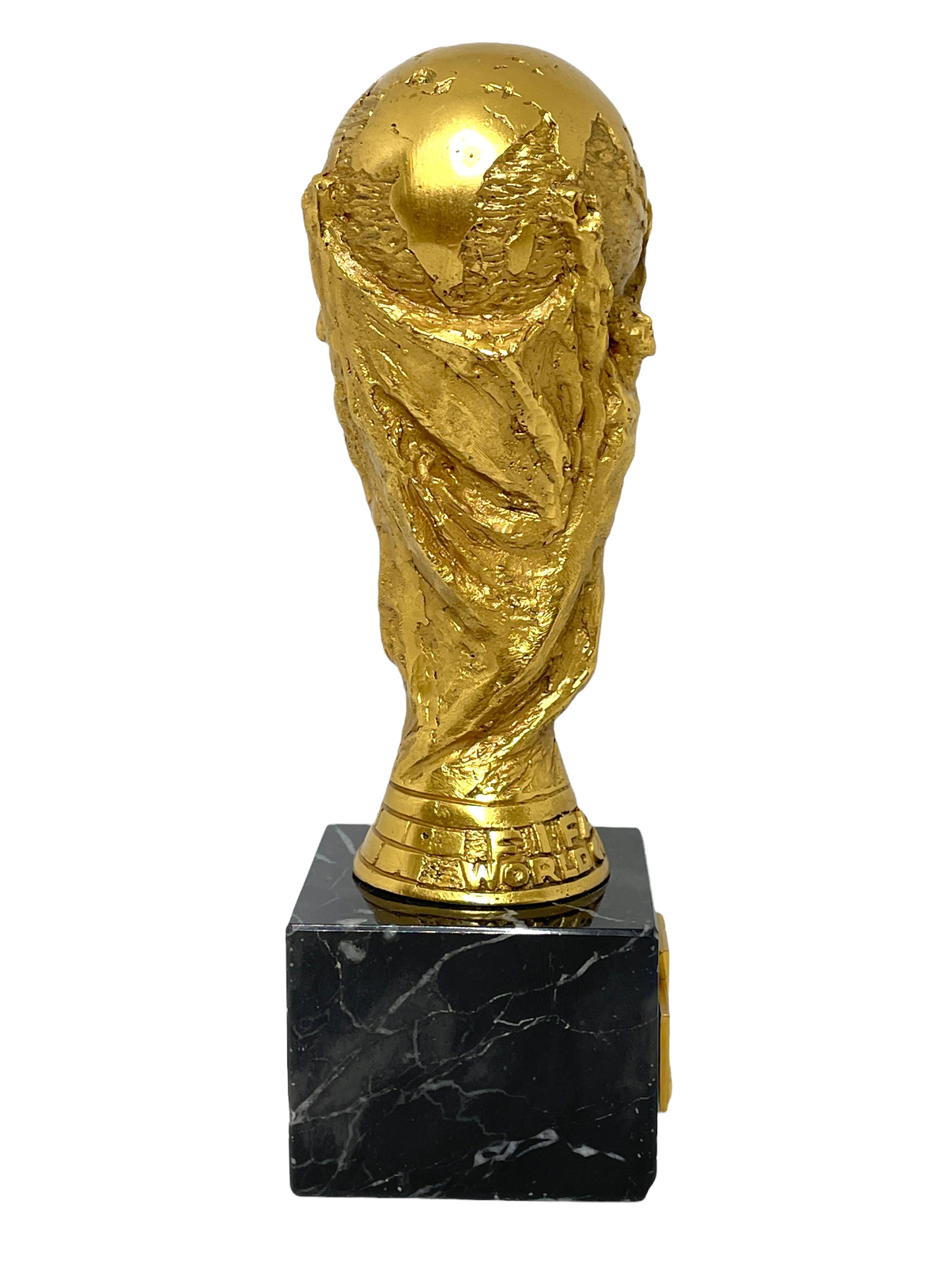 1974 world cup trophy