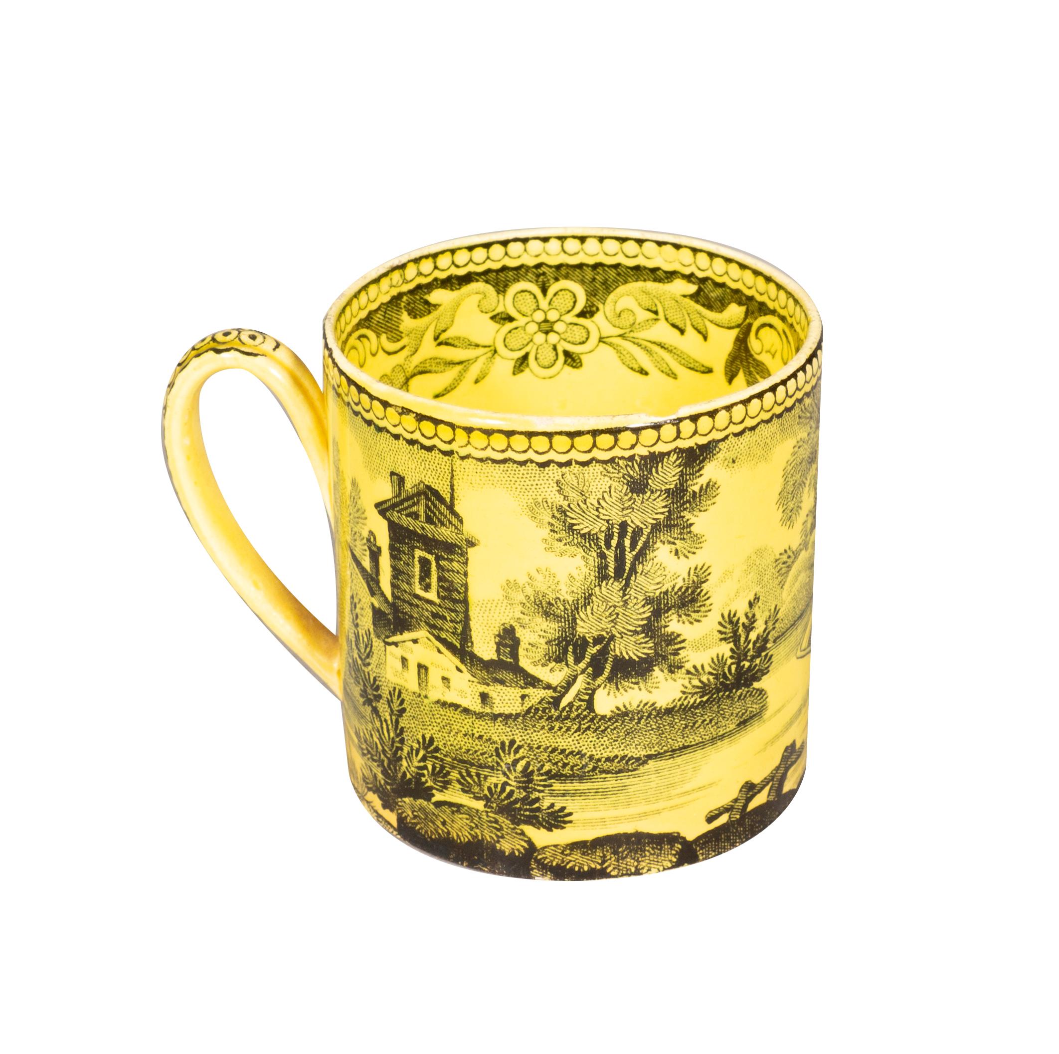 Quindici pezzi di ceramica Staffordshire di colore giallo canarino in vendita 4