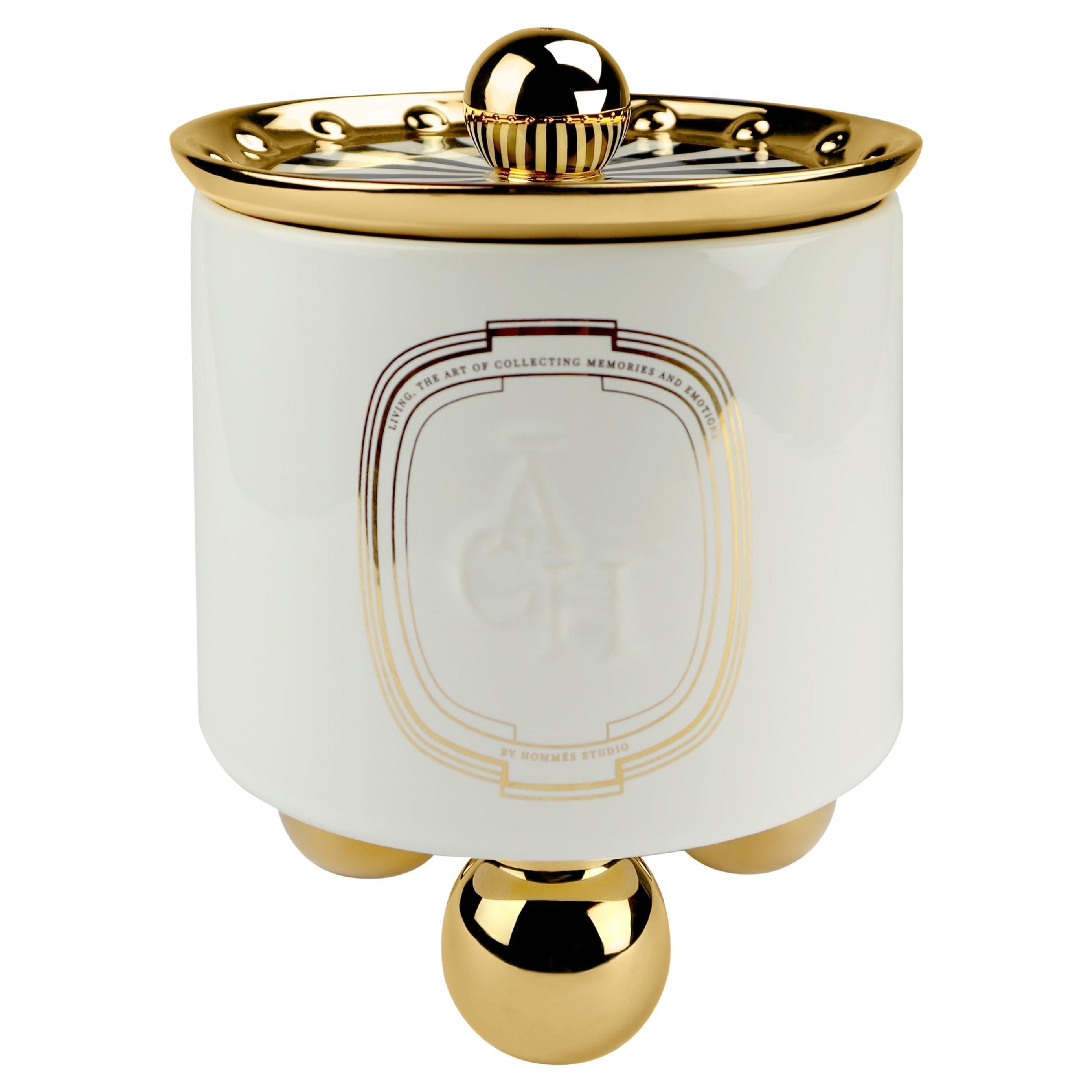 Fig Amber Scented Candle, White Ceramic Candleholder Natural Fragrance, In Stock For Sale