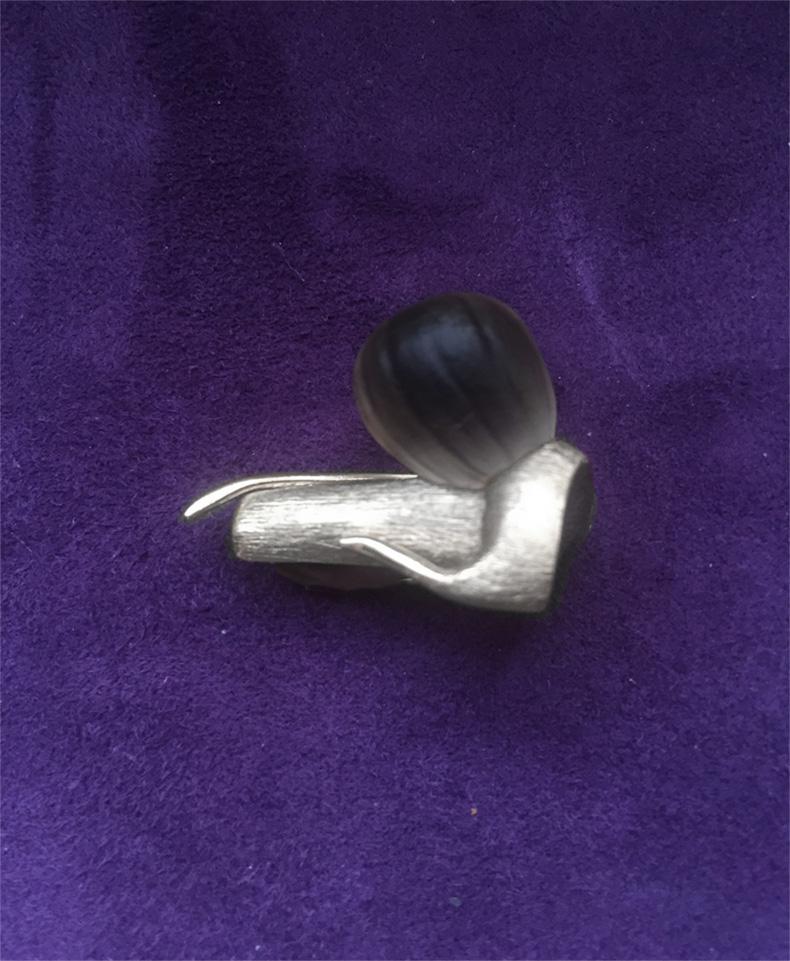 Boucles d'oreilles Fig contemporaines en argent sterling avec quartzes fumés de l'artiste en vente 2