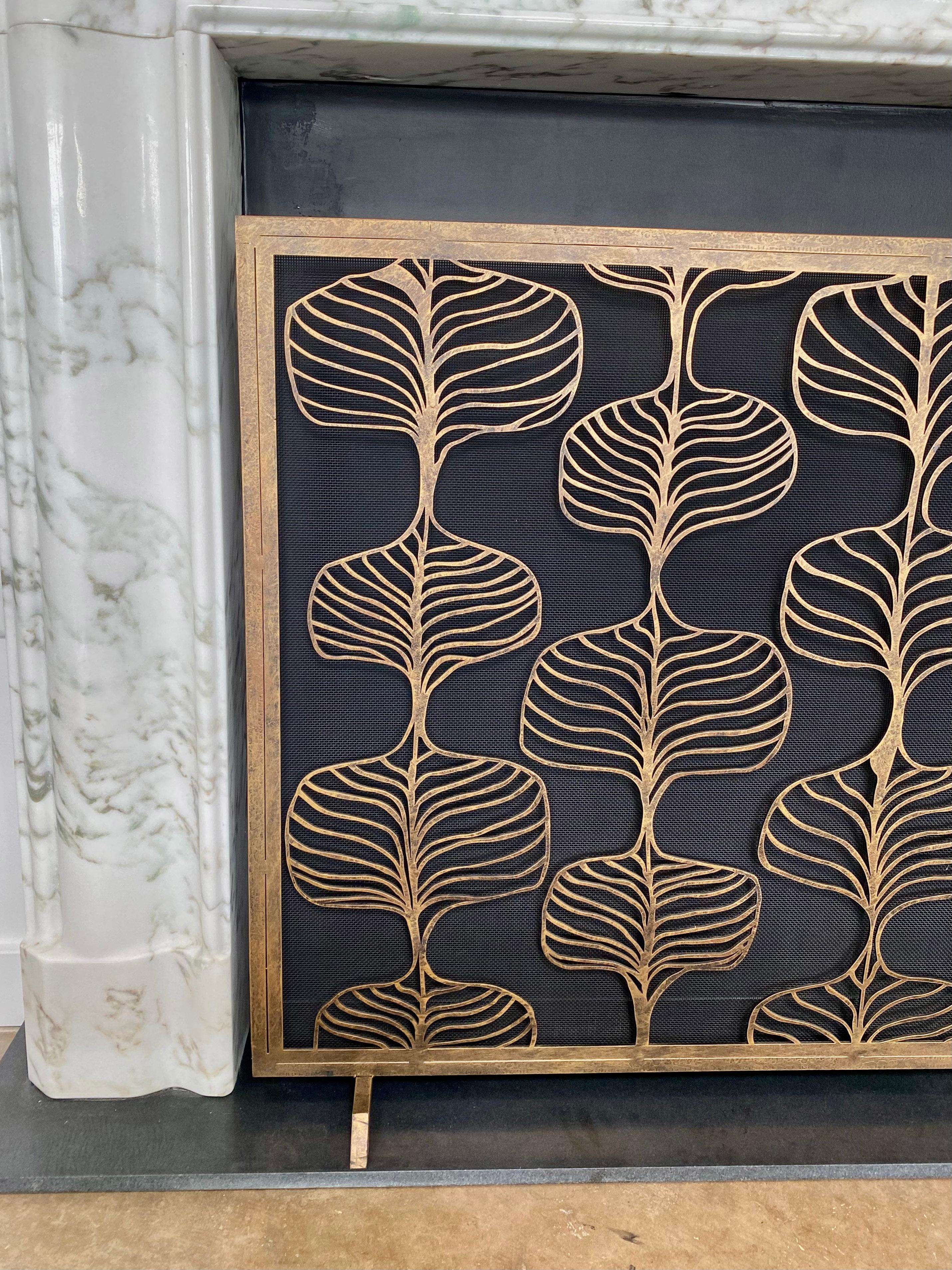 Fig Leaf Fireplace Screen in Tobacco For Sale 3