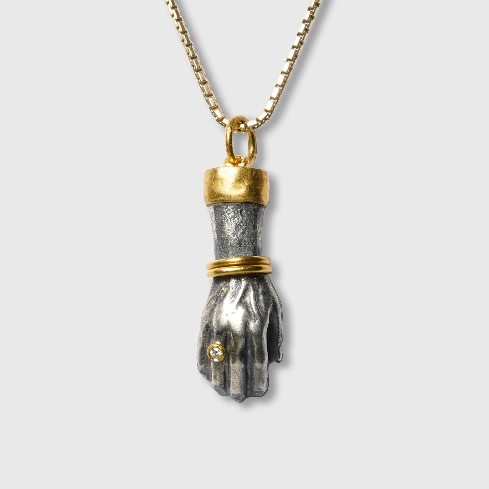 Figa Protection Fertility Amulet-Anhänger 24K Gold, 925, 0,02 Karat Diamanten Evil Eye (Klassisch-griechisch) im Angebot
