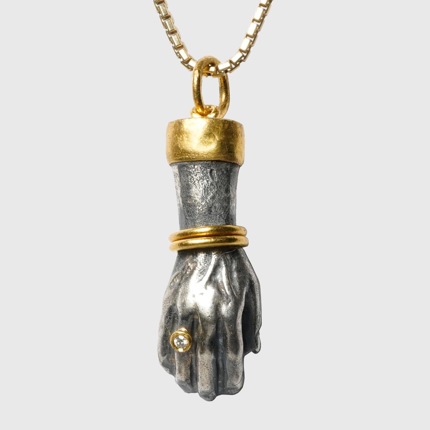 Figa Protection Fertility Amulet-Anhänger 24K Gold, 925, 0,02 Karat Diamanten Evil Eye für Damen oder Herren im Angebot