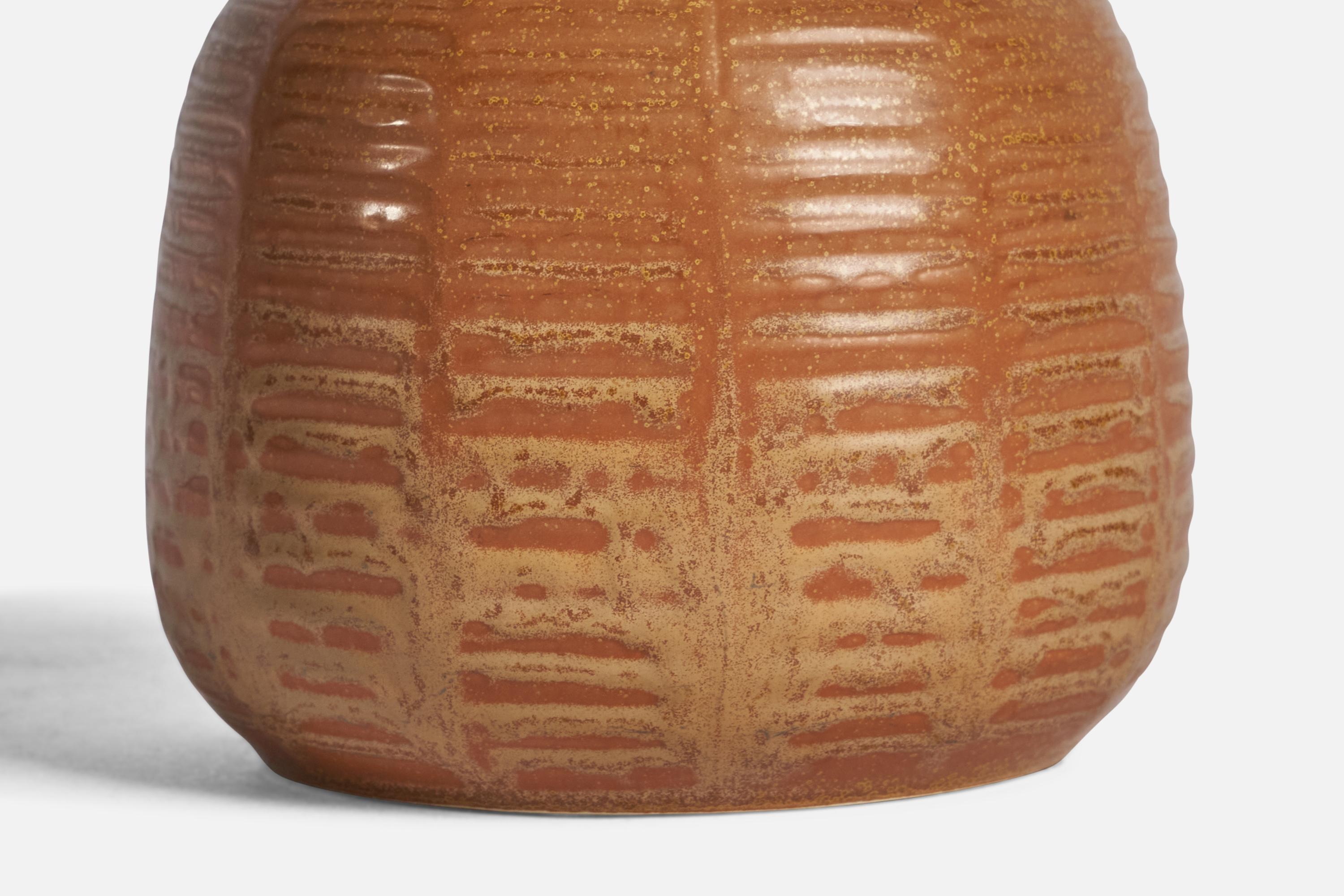 Figgjo Fajanse, Vase, Ceramic, Norway, 1974 In Good Condition For Sale In High Point, NC