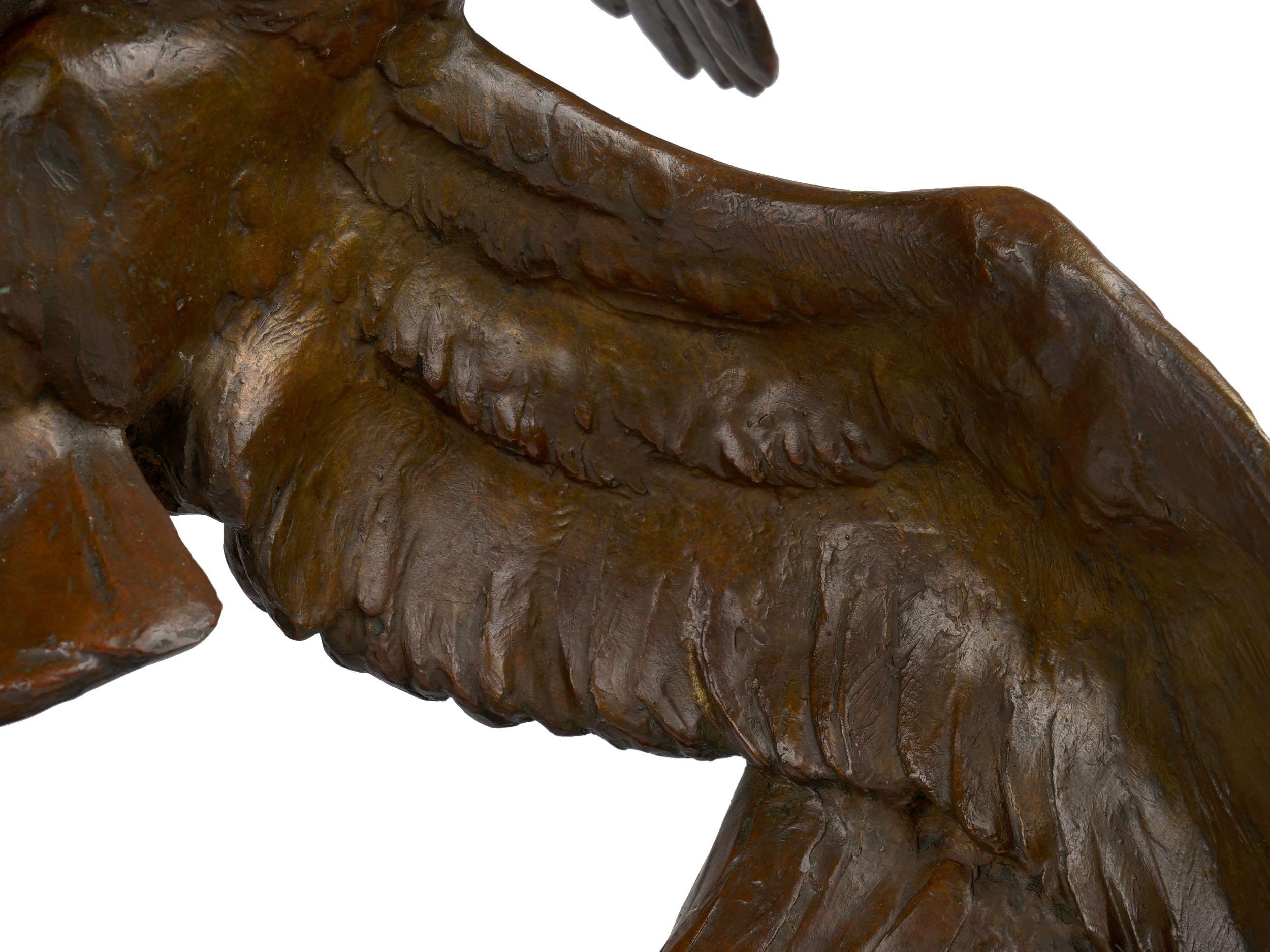 Modernistische Art-Déco-Bronzeskulptur „Fighting Eagles“ von Maximilien Fiot & Susse im Angebot 7