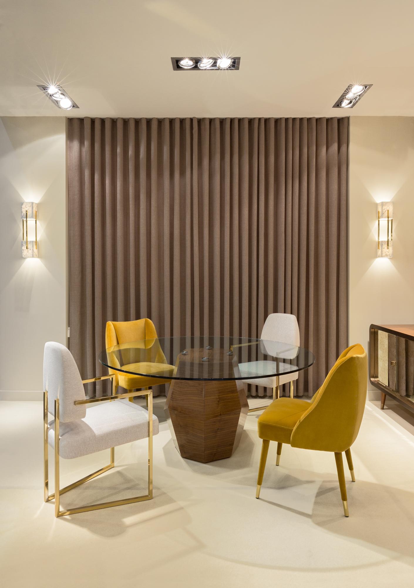 Contemporary Figueroa Dining Chair, Velvet & Brass, InsidherLand by Joana Santos Barbosa For Sale