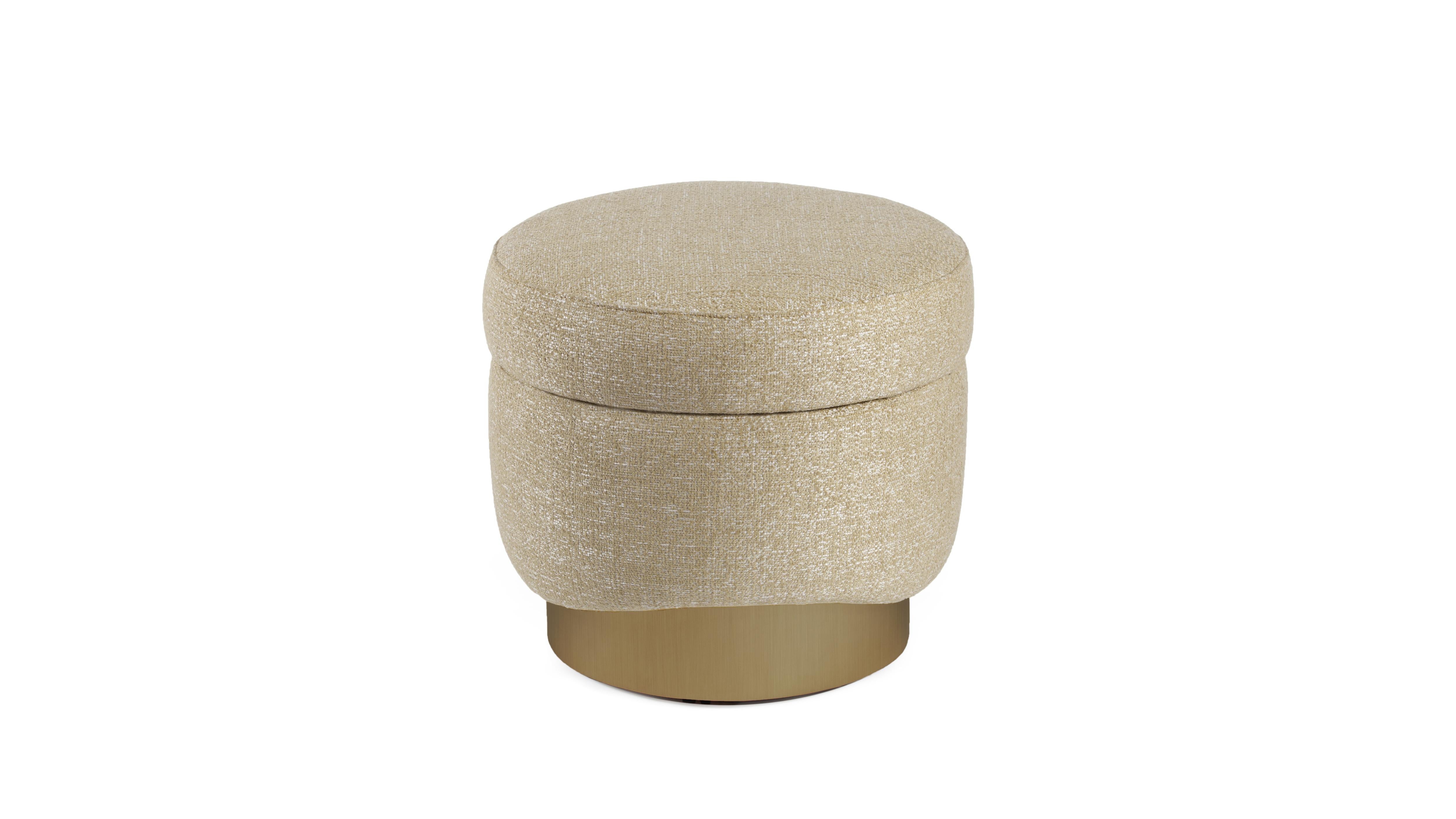 Located in the sunny California, the charming Figueroa Mountain is a magical landscape that led to the creation of the Figueroa stool.

The exquisite stool recreates the profile of the mountain with a surprisingly smooth curve around it and the