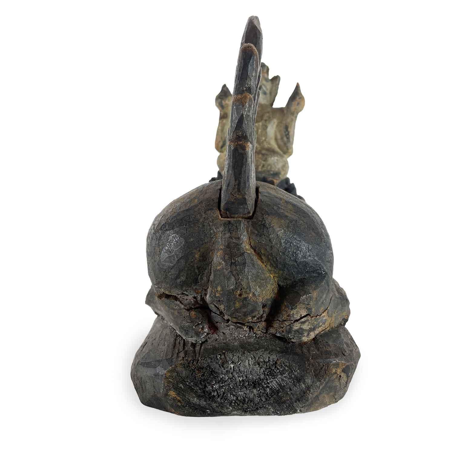 Figura de león con Buda Escultura asiática del siglo XIX tallada a mano en Bastante bueno estado para la venta en Milano, MI