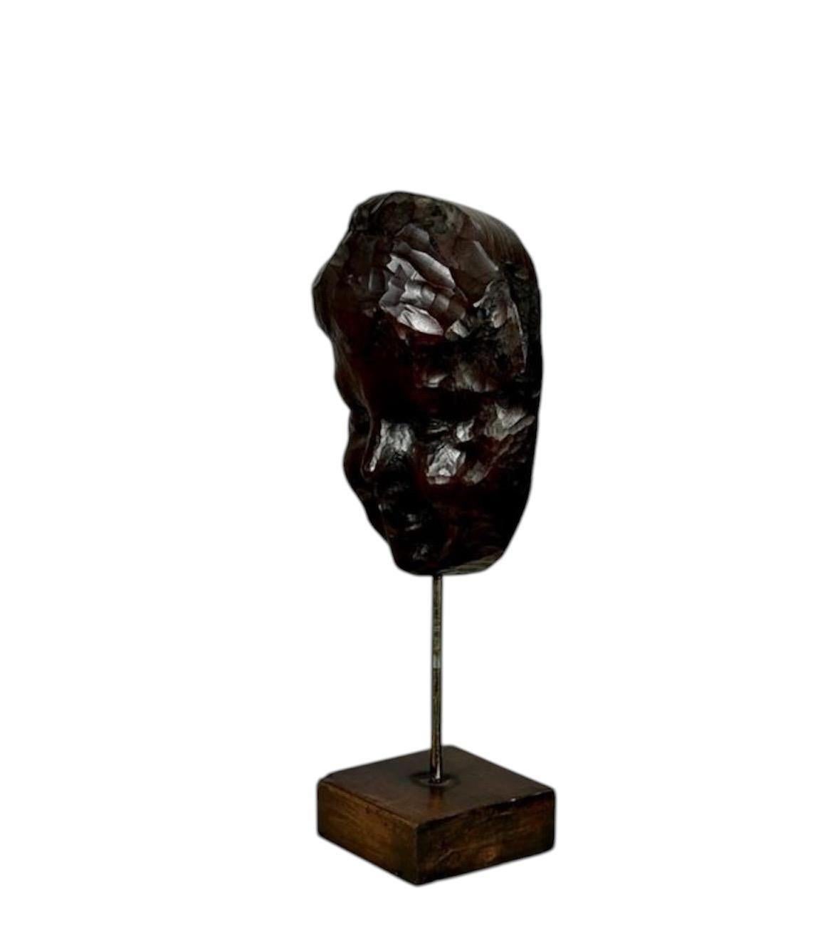Art Deco Figura talla facial niño For Sale