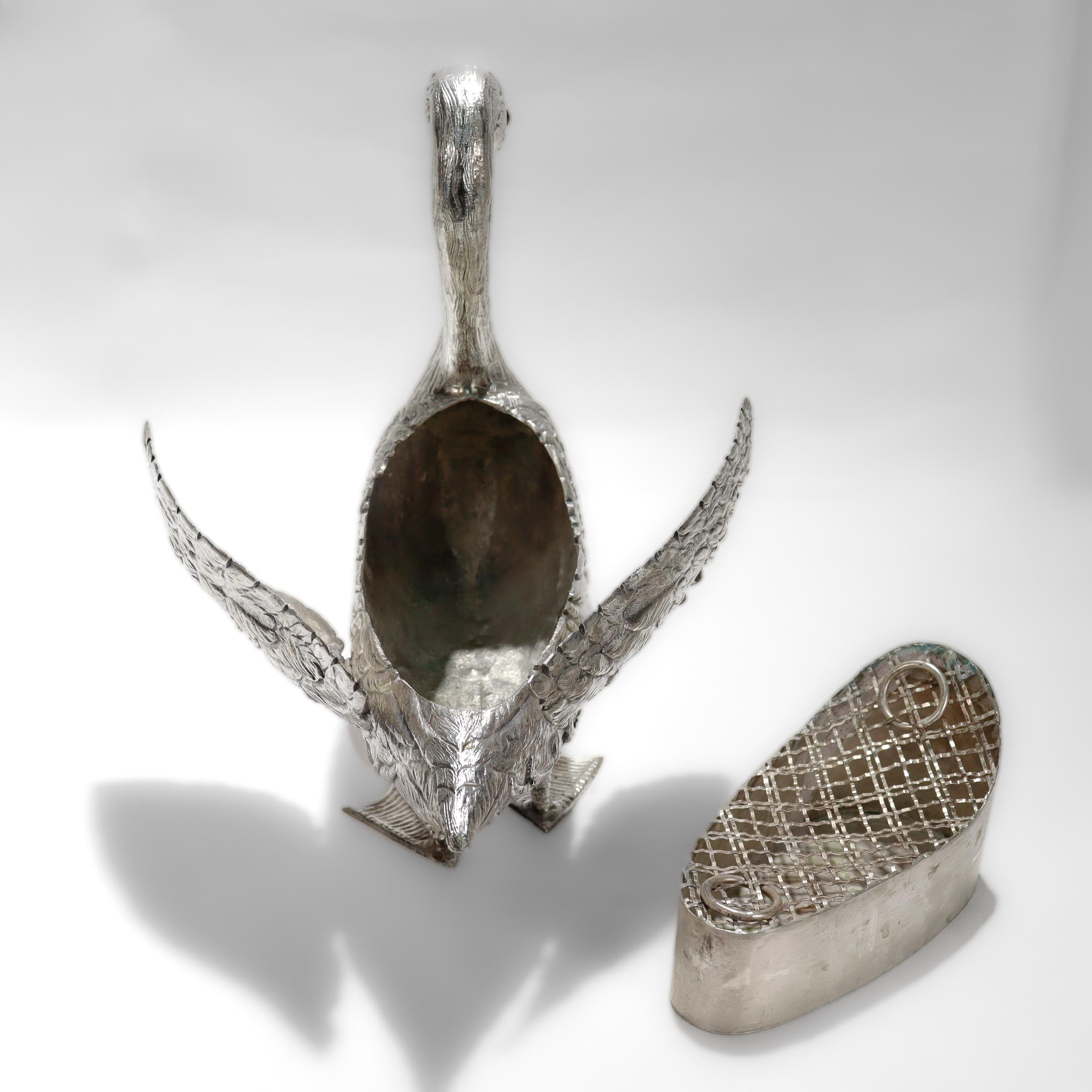 Figuraler Alpaka 'Silver' Swan Blumenhalter oder Tafelaufsatz für den Tisch im Angebot 8