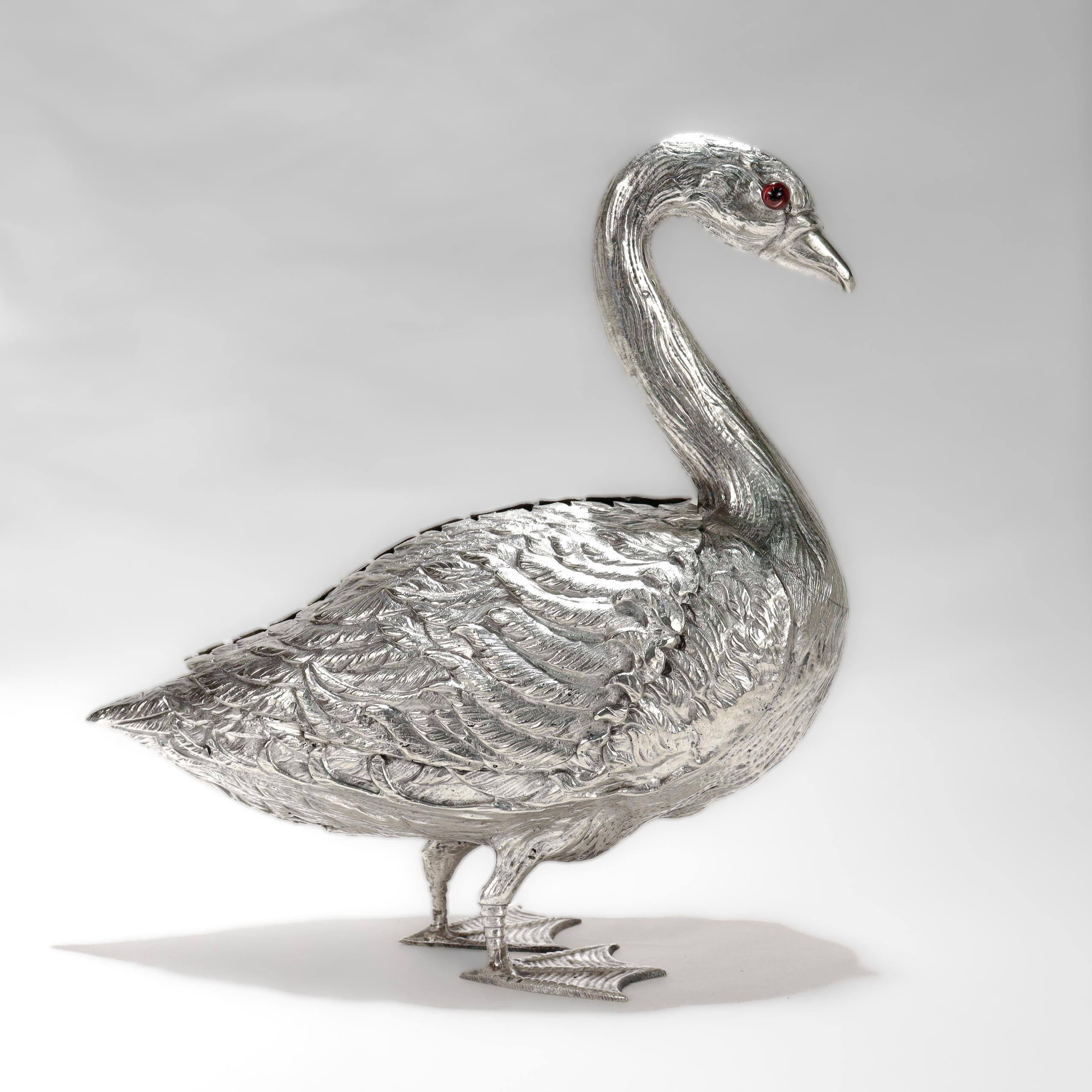 Figuraler Alpaka 'Silver' Swan Blumenhalter oder Tafelaufsatz für den Tisch im Angebot 1