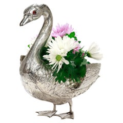 Porte-fleurs ou centre de table en alpaga Figural "A Silver" Swan