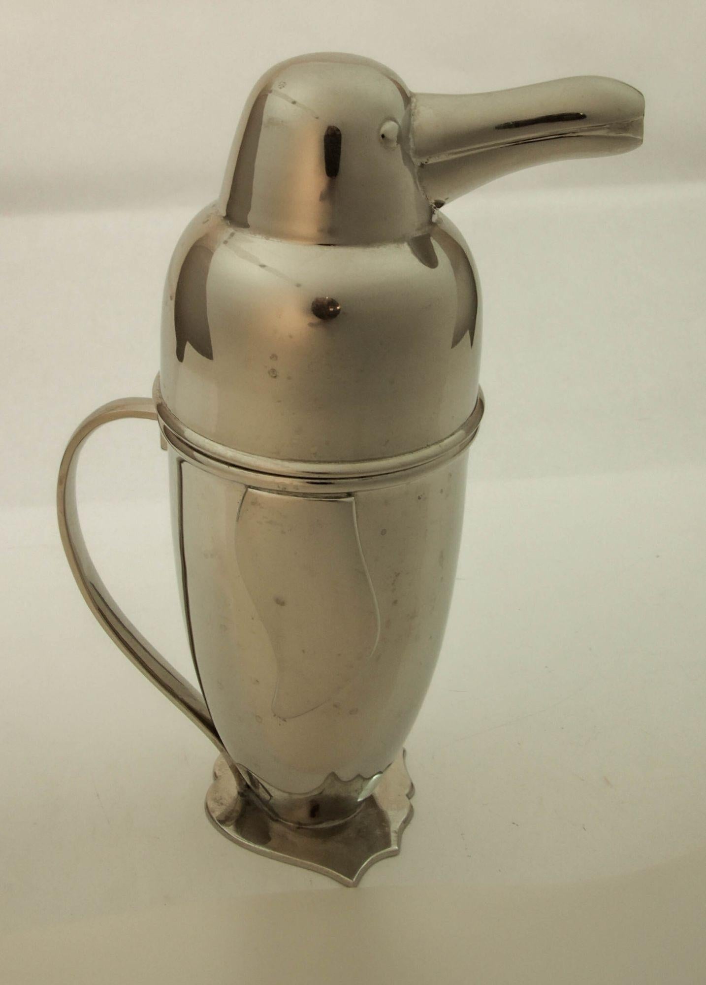Figural Art Deco Style Chrome Penguin Cocktail Shaker 1980s 4