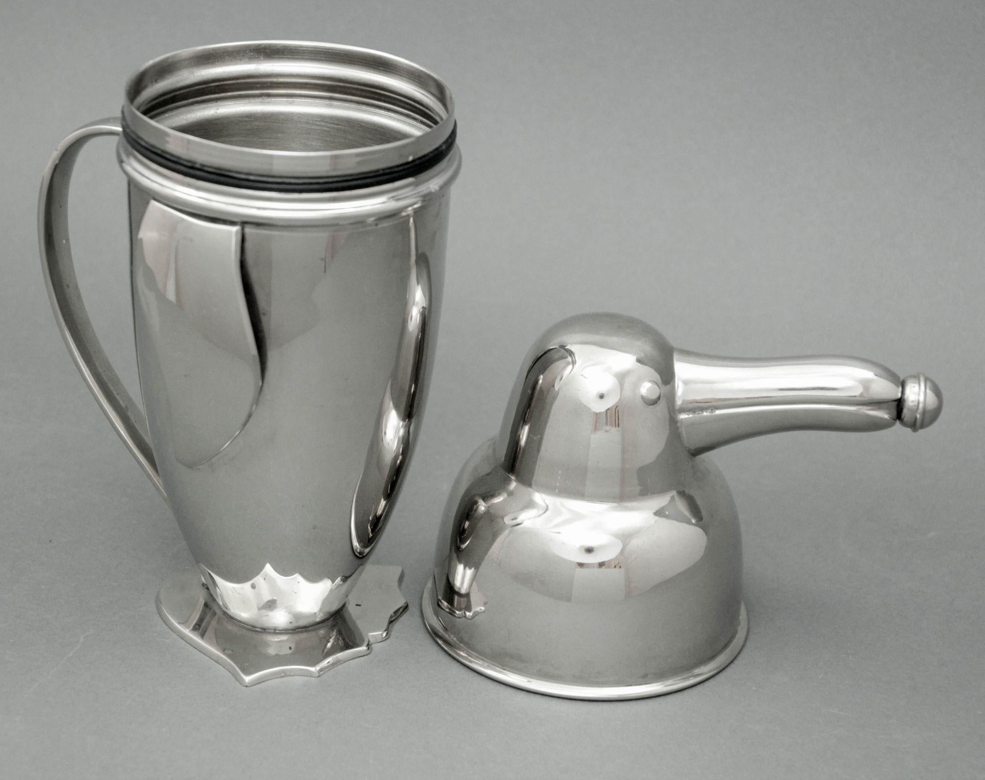 Stainless Steel Figural Art Deco Style Chrome Penguin Cocktail Shaker 1980s