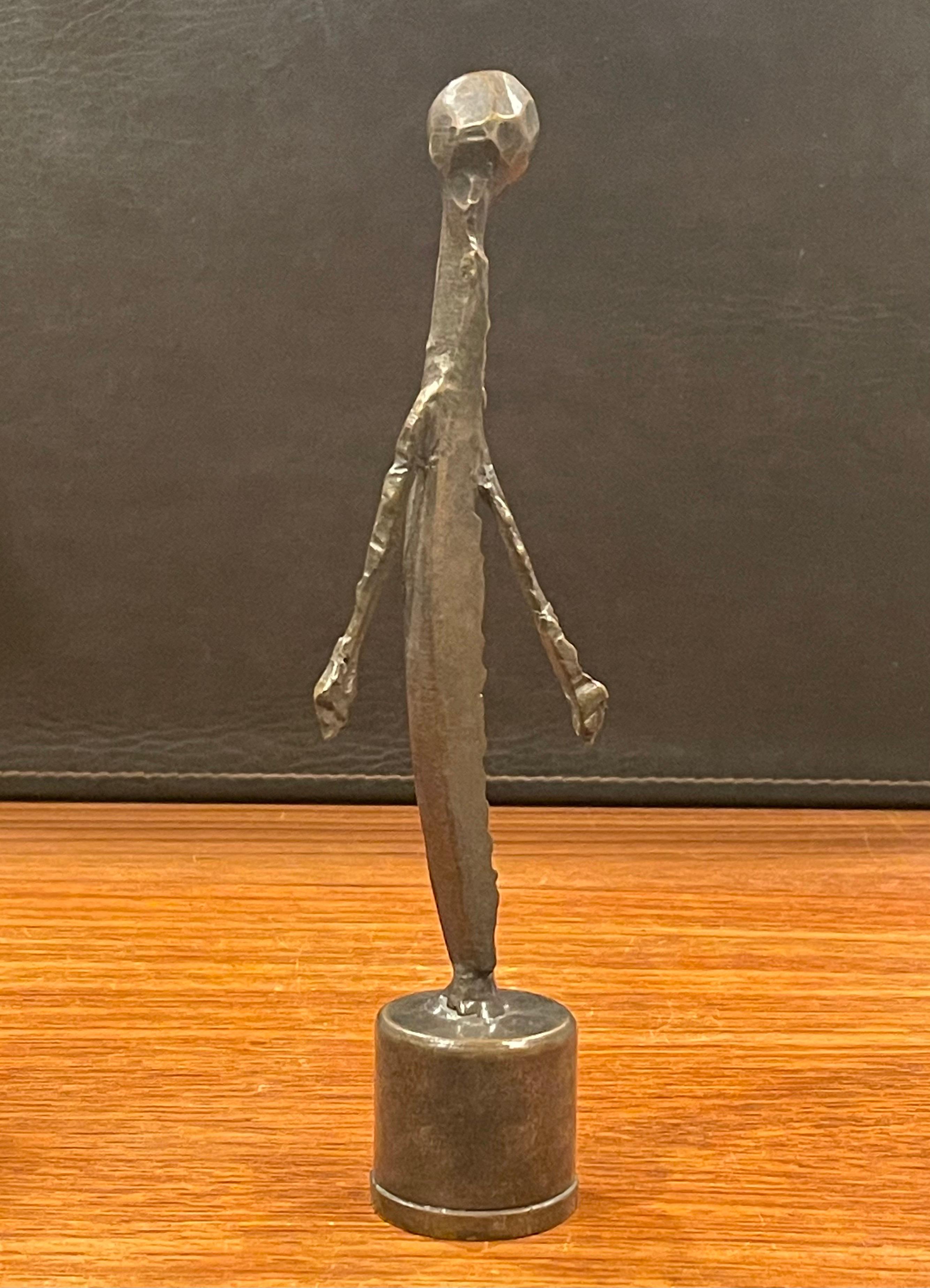 Figural Bronze Sculpture by Marilyn Kuksht For Sale 3