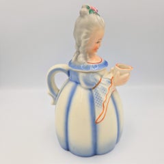 Figural ceramic coffee pot. 1920 - 1930