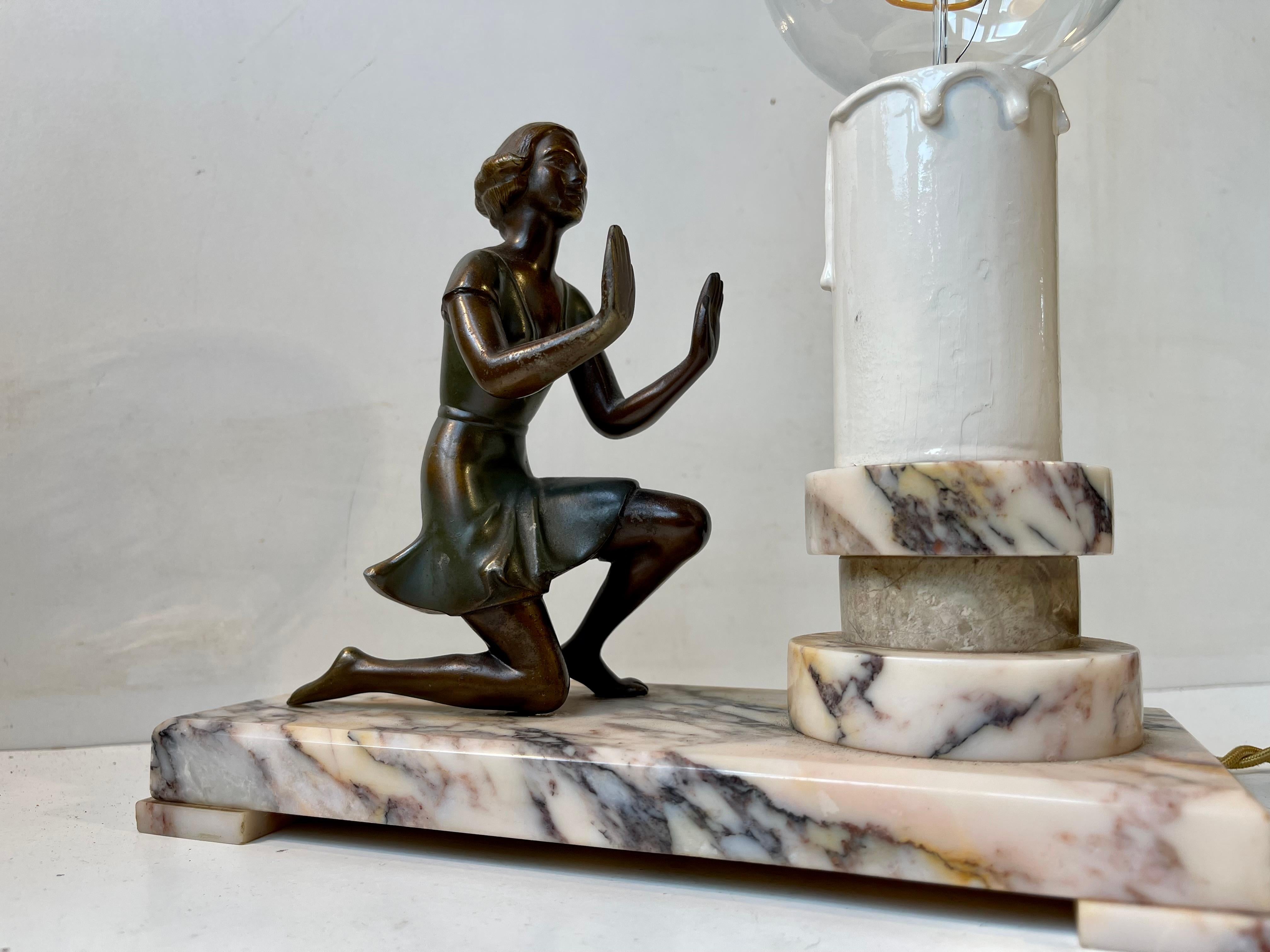 Figural French Art Deco Table Lamp in Bronze & Marble, 1930s In Good Condition For Sale In Esbjerg, DK