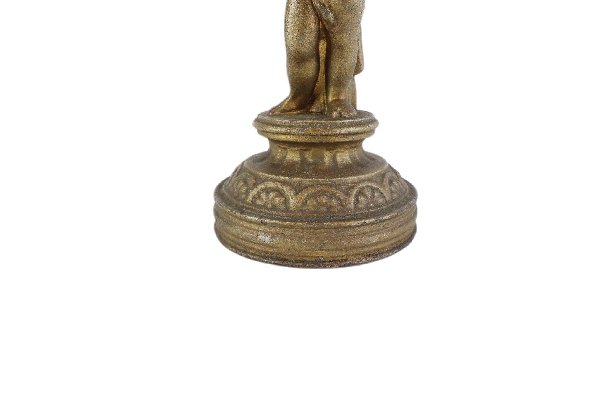 Kerosen-Tischlampe, R. Ditmar Wien, figurale Figur (Art nouveau) im Angebot