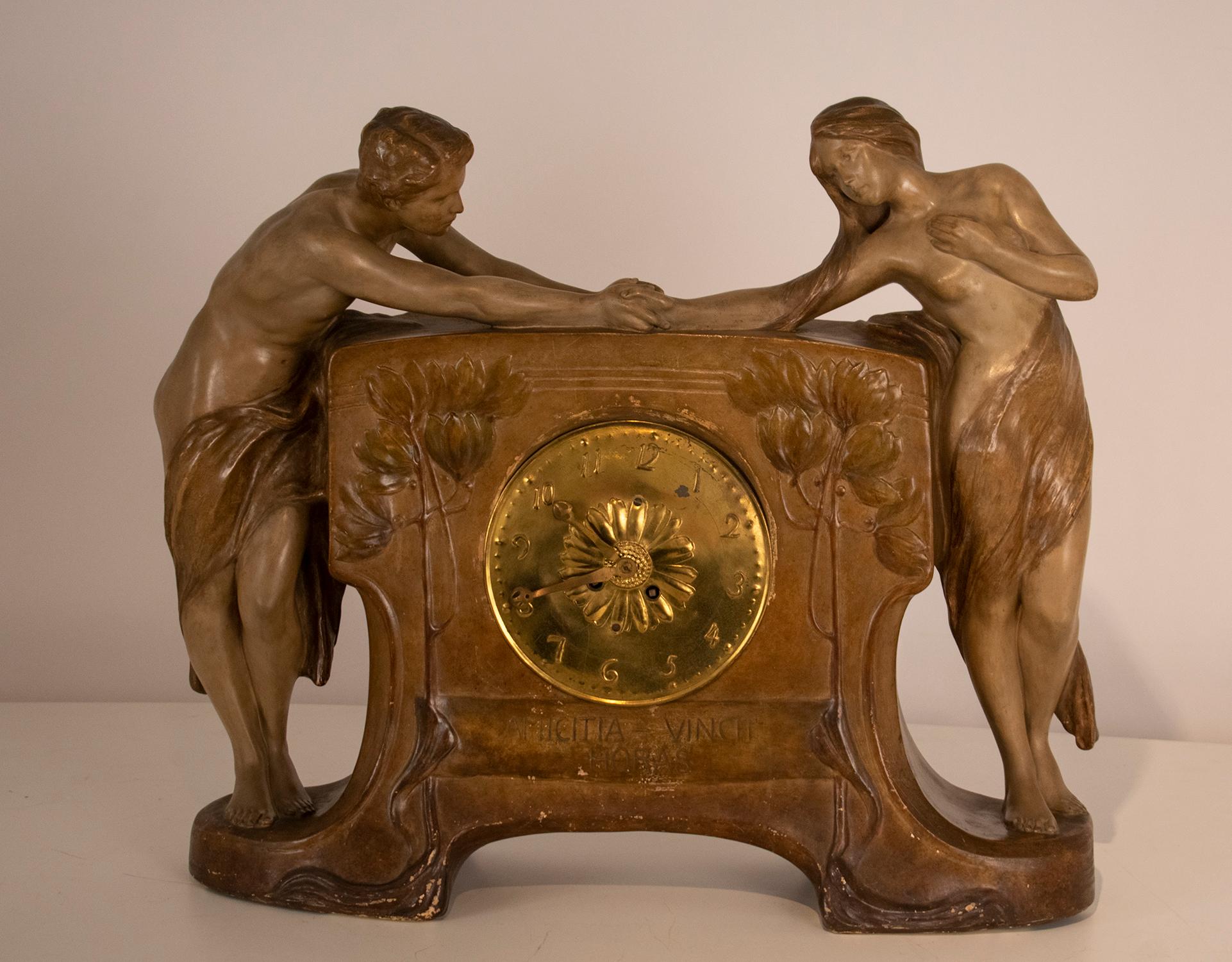 Figural Mantel Clock by Goldscheider, 1890's In Good Condition In Barcelona, Cataluna