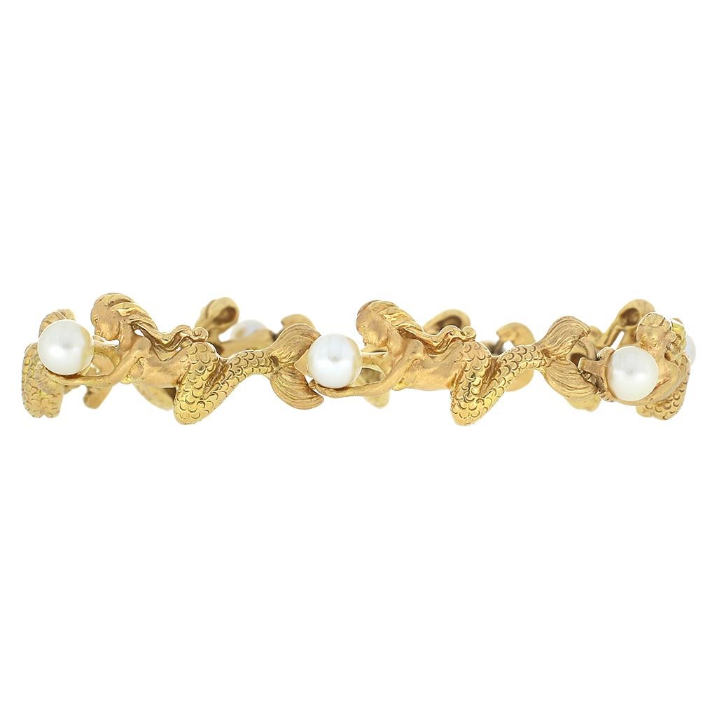 Figural Mermaid 14K Bracelet Holding Pearls In Excellent Condition For Sale In Fuquay Varina, NC