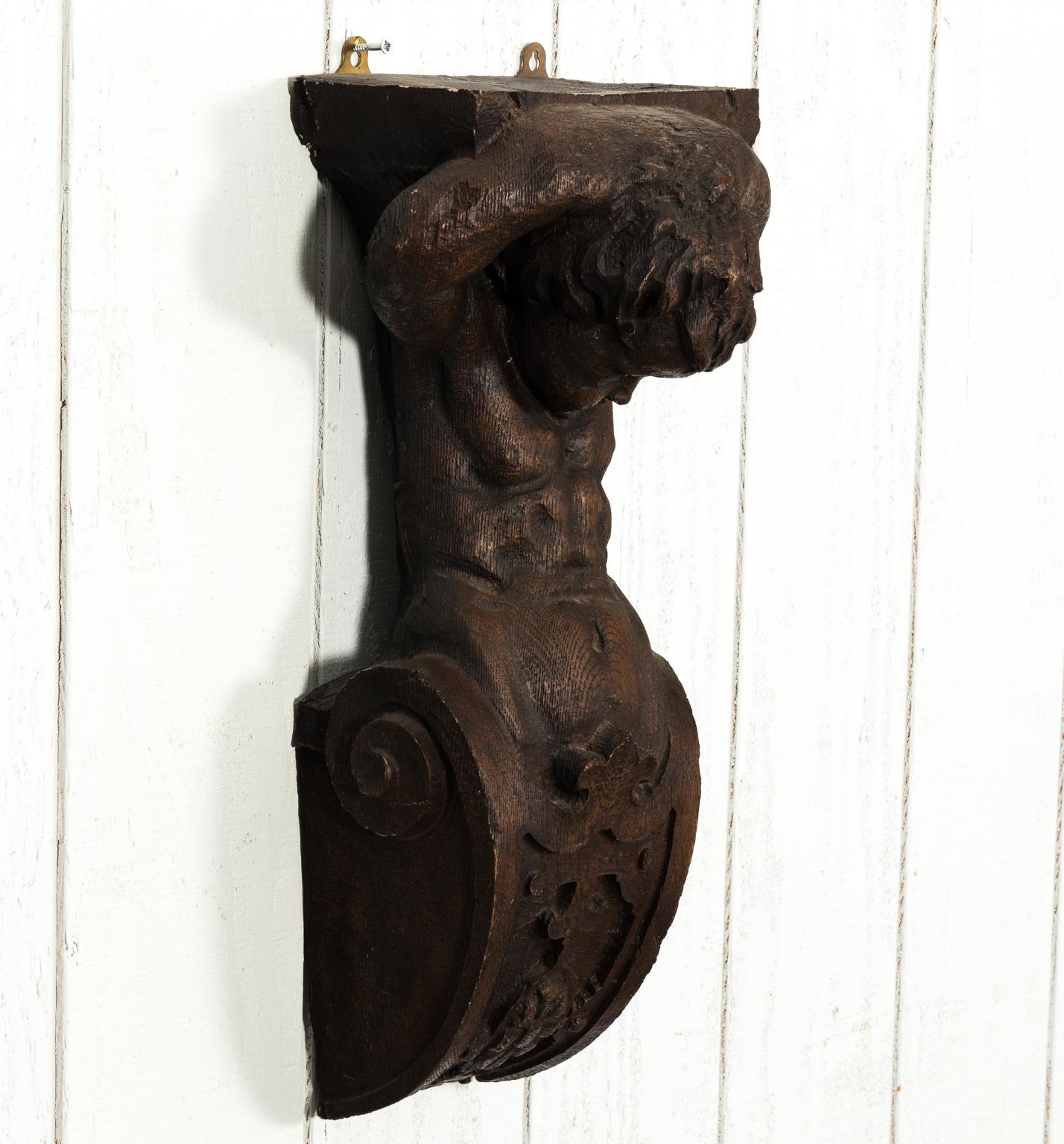 Figural Resin Wall Brackets In Good Condition In Stamford, CT