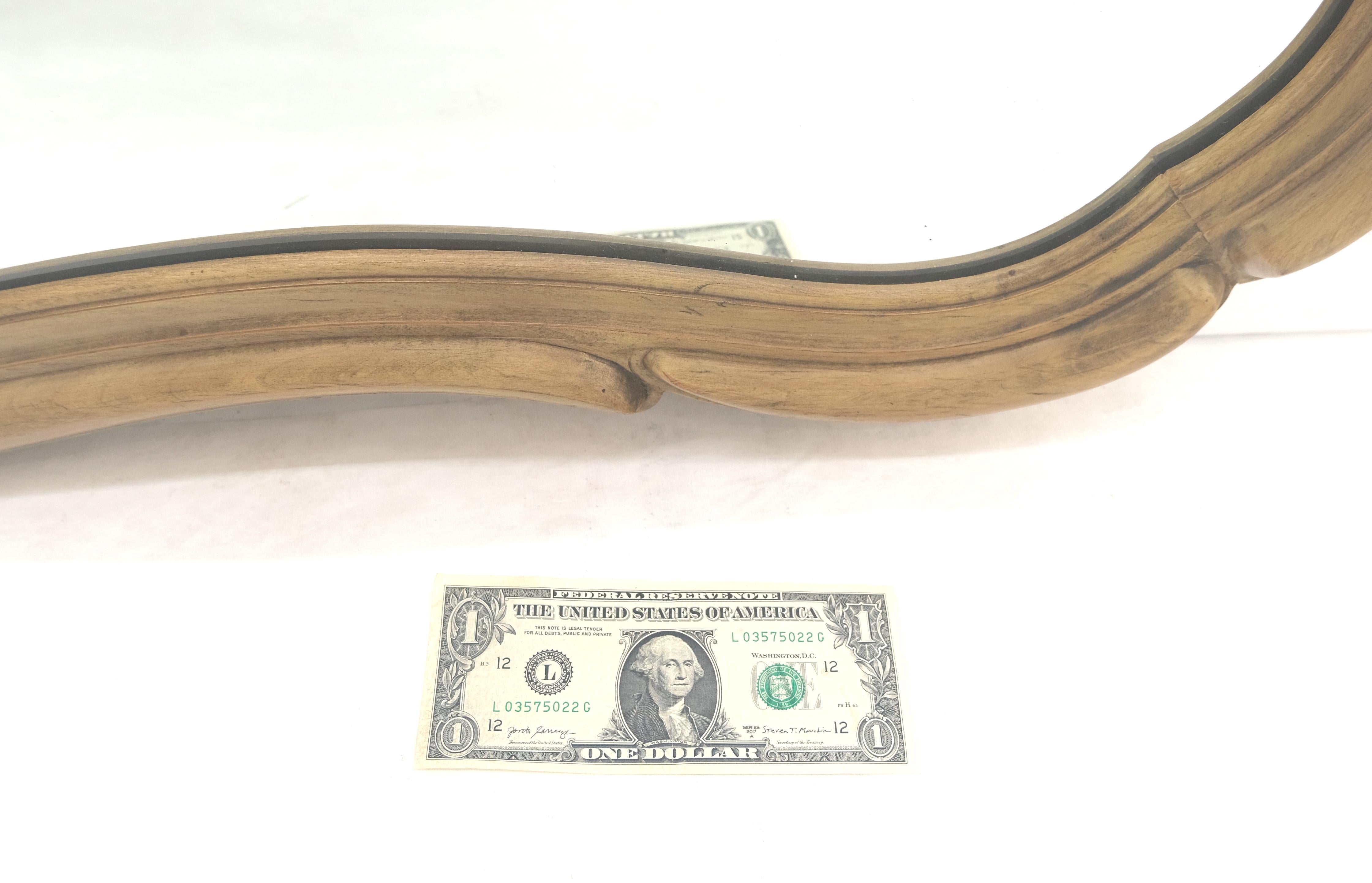 Espejo de pared moderno de mediados de siglo de estilo figurado plateado Menta en venta 1