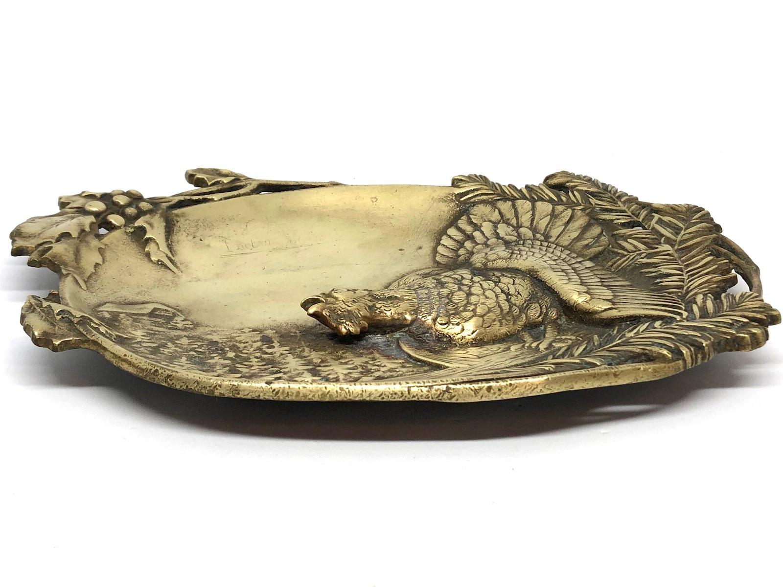 Figural  Bronze Catchall, Wood Grouse and Mountain Motif Antique, German, 1920s In Good Condition In Nuernberg, DE