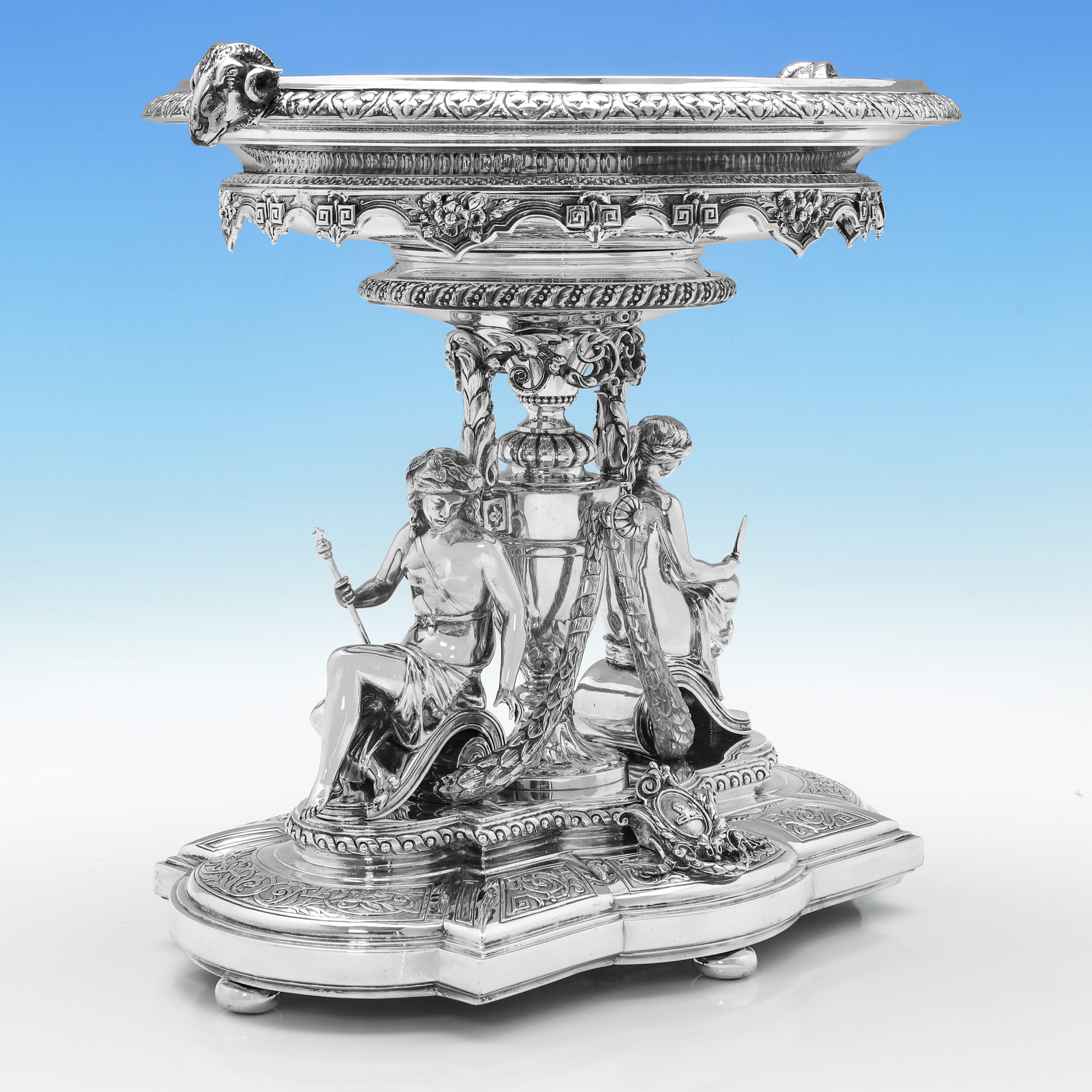 Viktorianischer Tafelaufsatz aus Silber mit klassischen Figuren aus Silber von George Angell, 1878 (Englisch) im Angebot