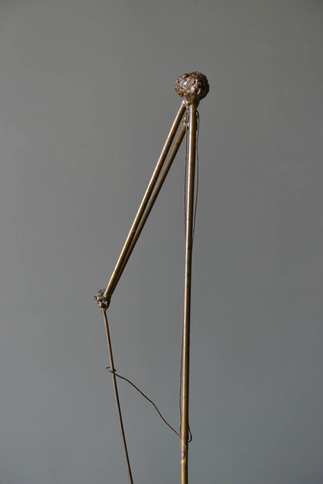 Figurative Bronzeskulptur des kalifornischen Künstlers Ken Vares, 1968 im Angebot 1