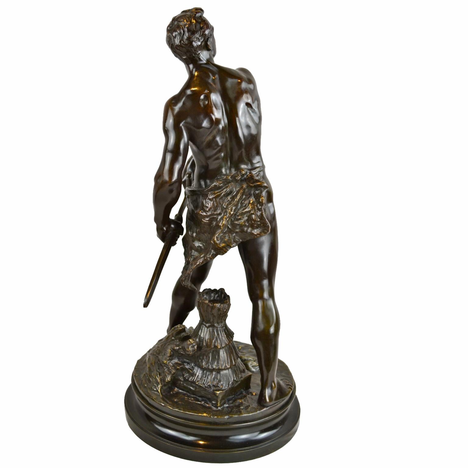 Français Statue figurative en bronze intitulée « Défense du Foyer » par Adrien Gaudez