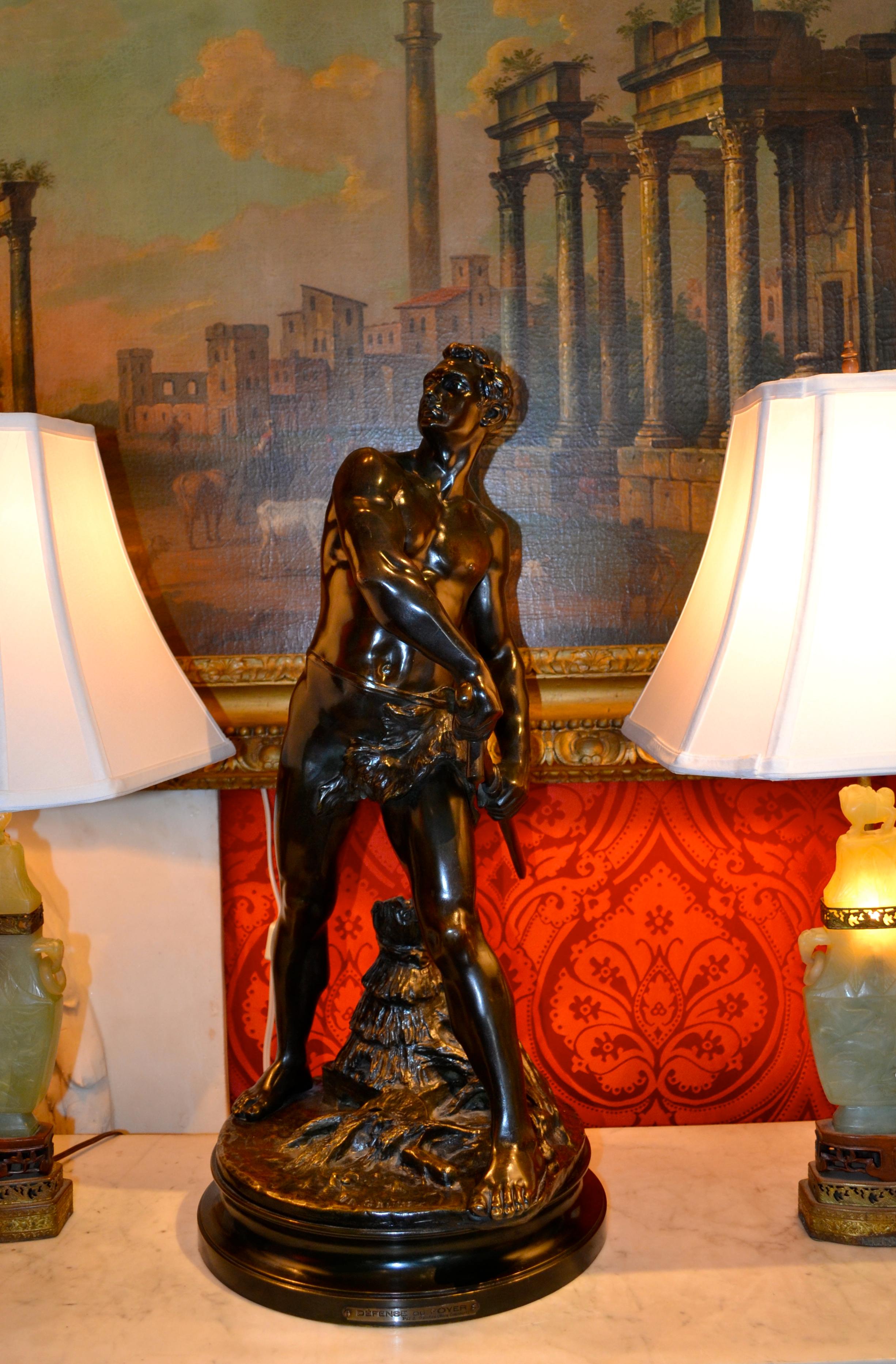 Bronze Statue figurative en bronze intitulée « Défense du Foyer » par Adrien Gaudez
