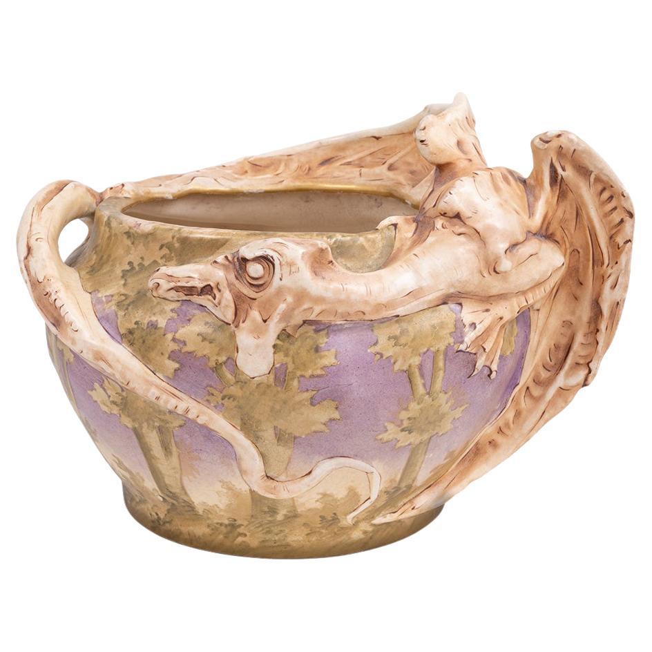 Figurative Keramikvase Drache Amphora Bohemia Jugendstil, um 1901