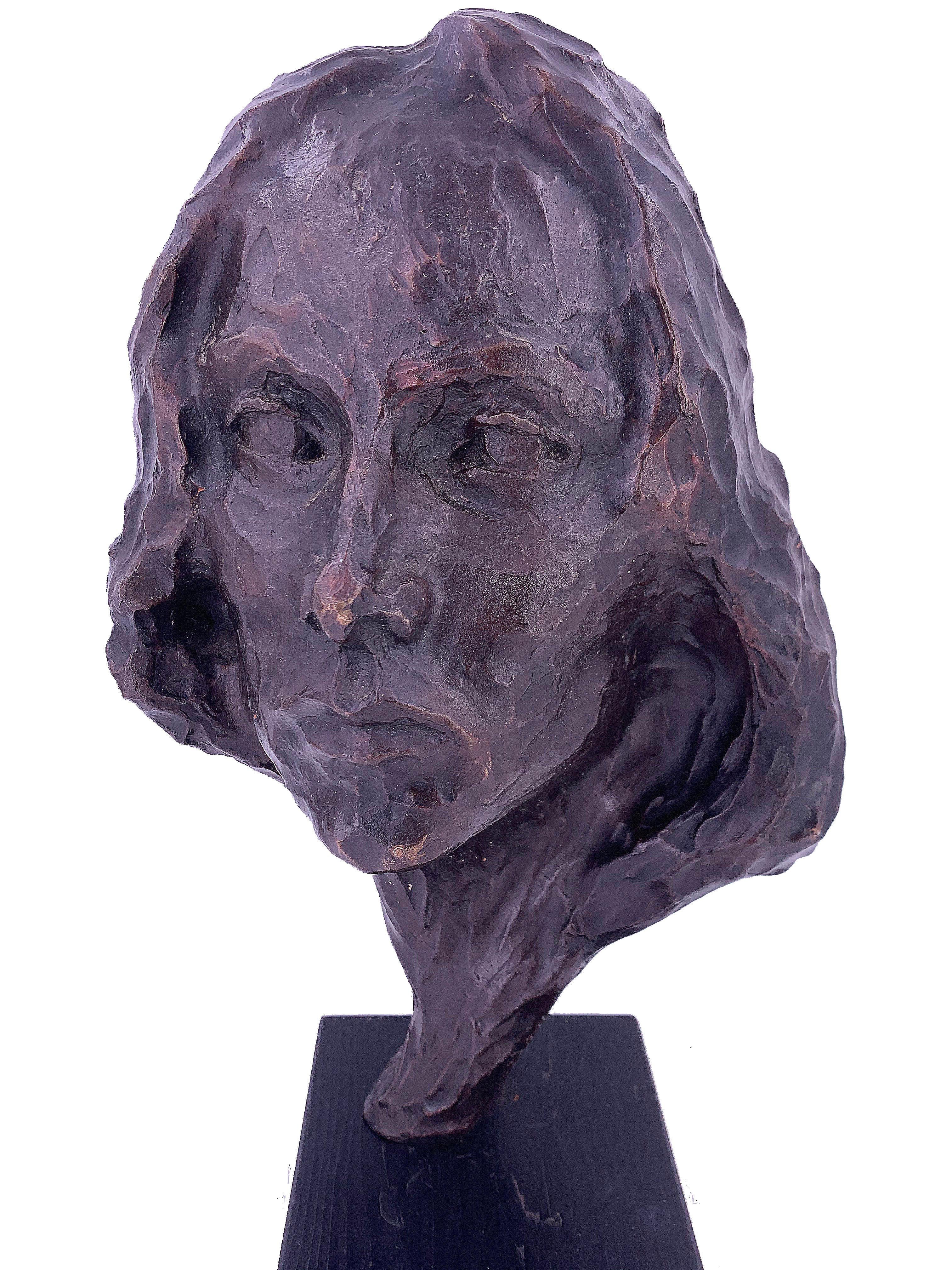 Figurative weibliche Bronzeskulptur (20. Jahrhundert) im Angebot