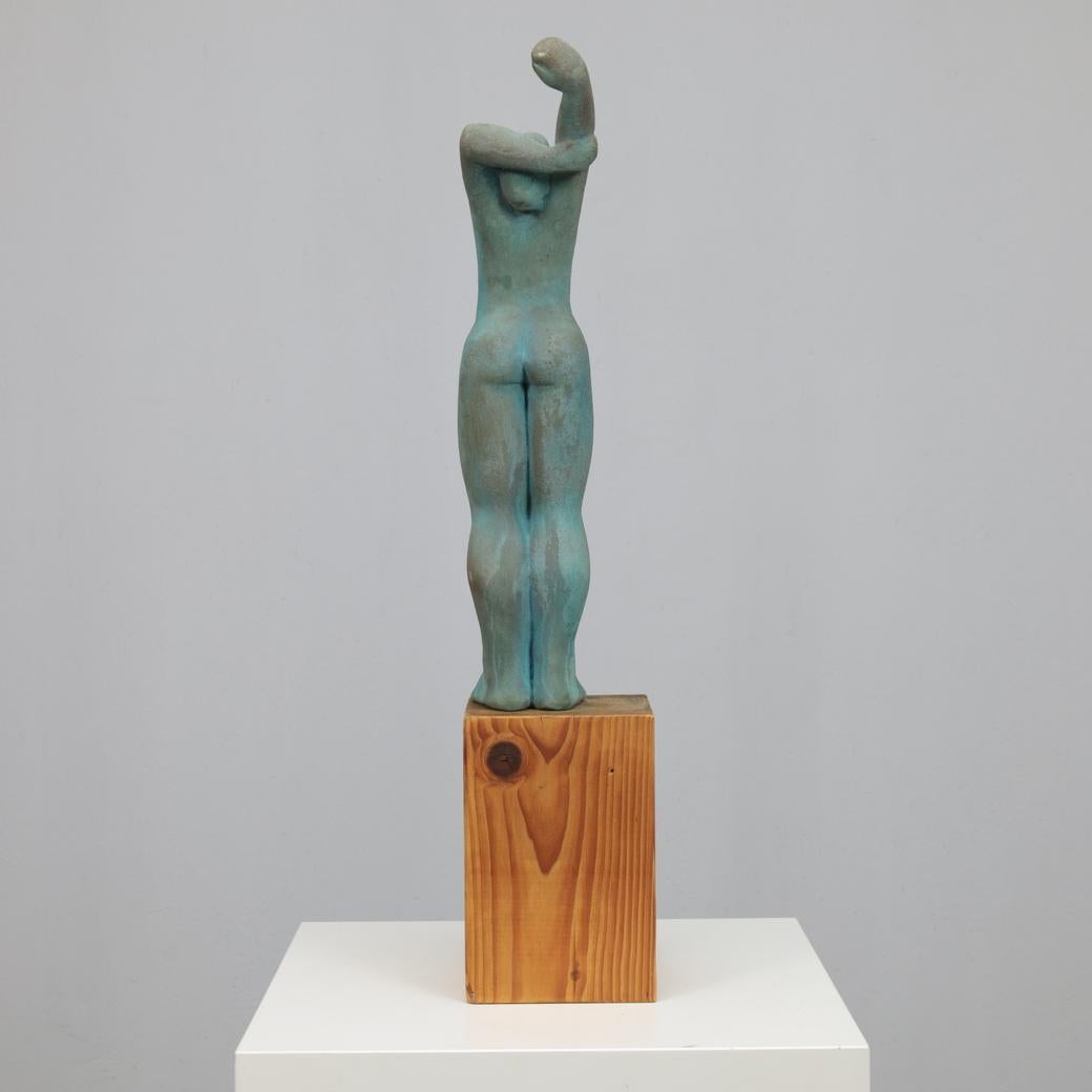 Olandese Figurative Female Sculpture by Francine Govers, 1990s in vendita
