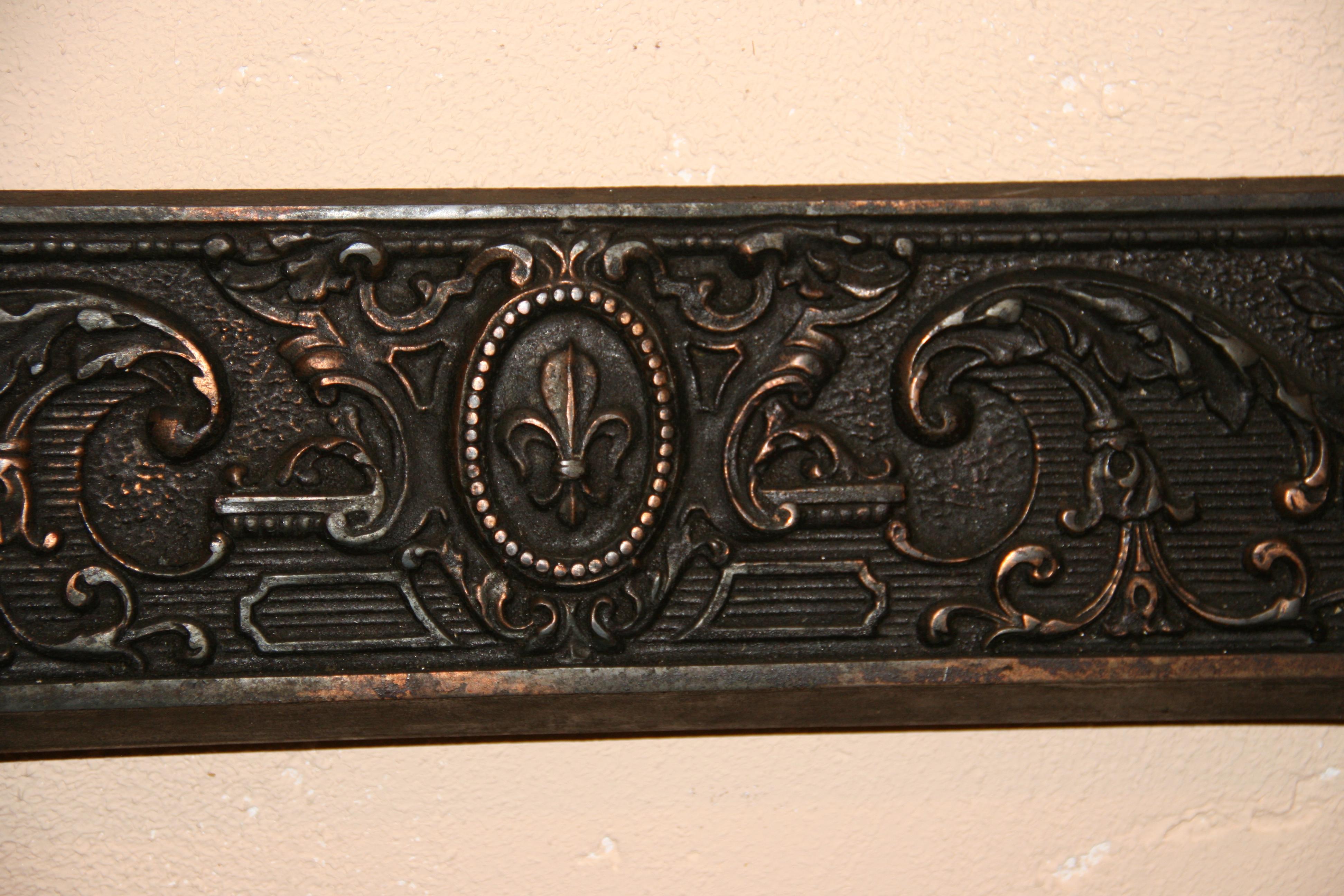 Antique English Figurative Fireback with Matching Fireplace Surround For Sale 6
