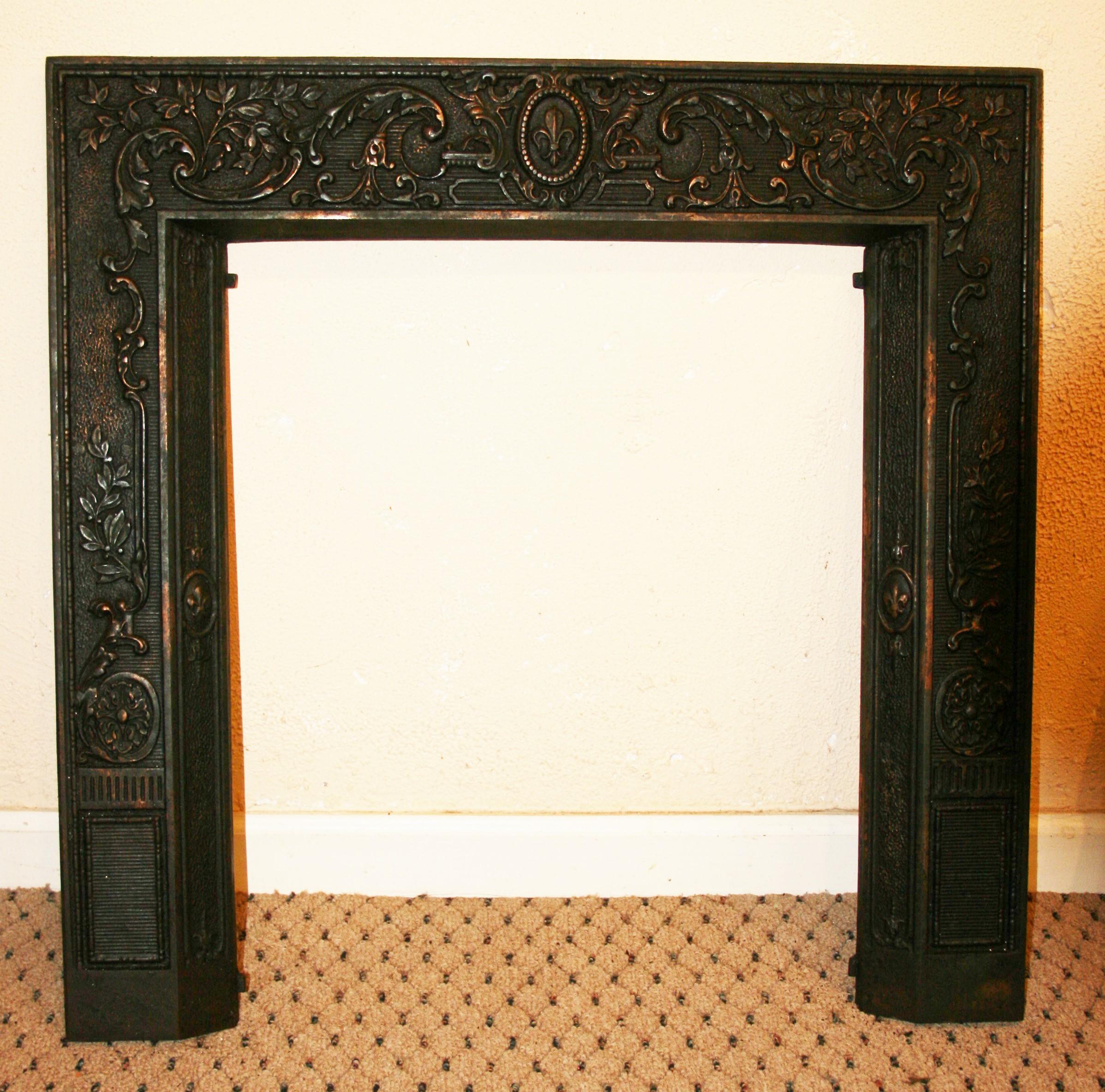 Antique English Figurative Fireback with Matching Fireplace Surround For Sale 4
