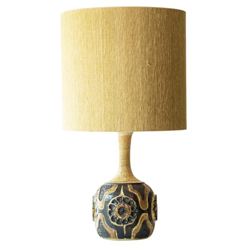 Figurative Flower Bowl FLoor Table Lamp, Natural Lampshade by R. Houben en vente