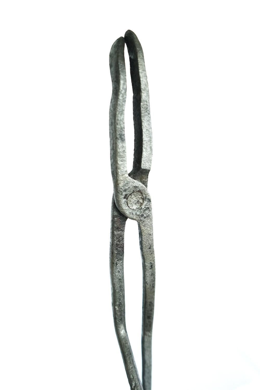 Sculpture de David Edelman
-) Bronze coulé, édition limitée
-) H 30