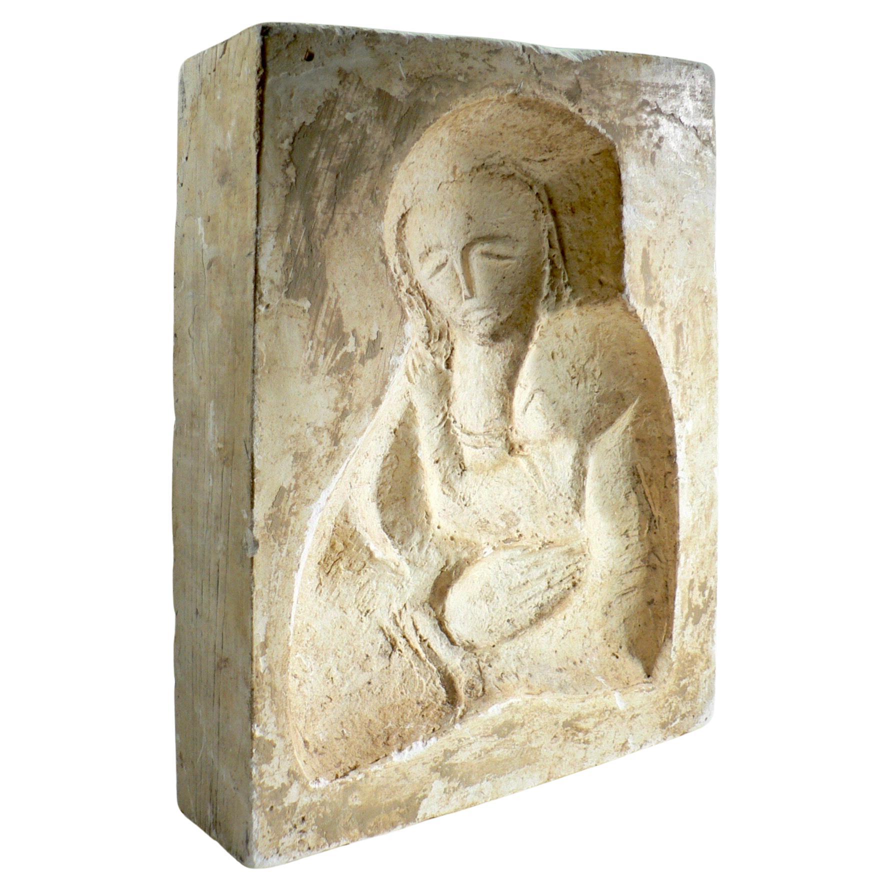 Figurative plaster sculpture from the 1950s with a French origin. For Sale