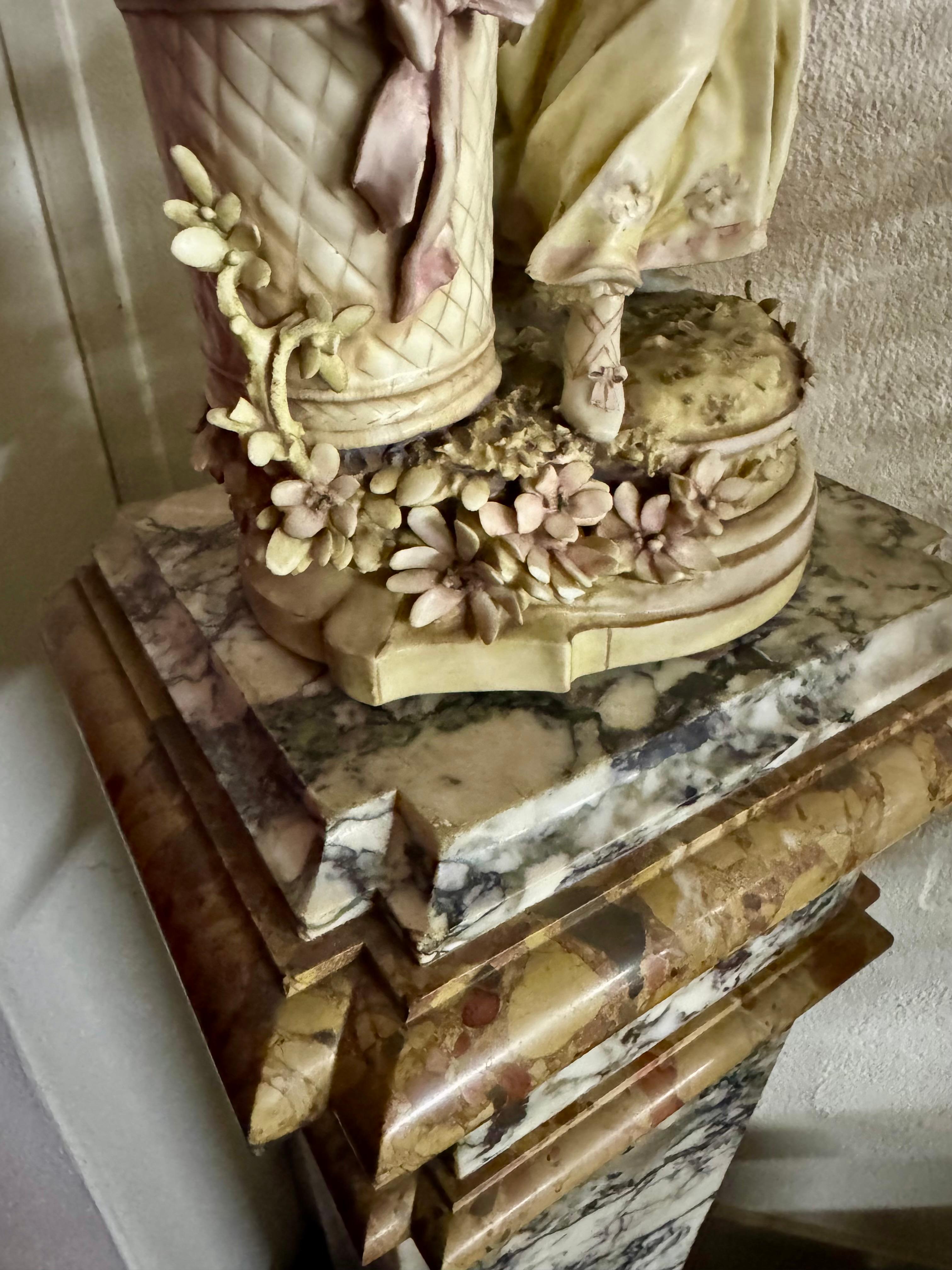 Scultura figurativa in porcellana austriaca in vendita 2