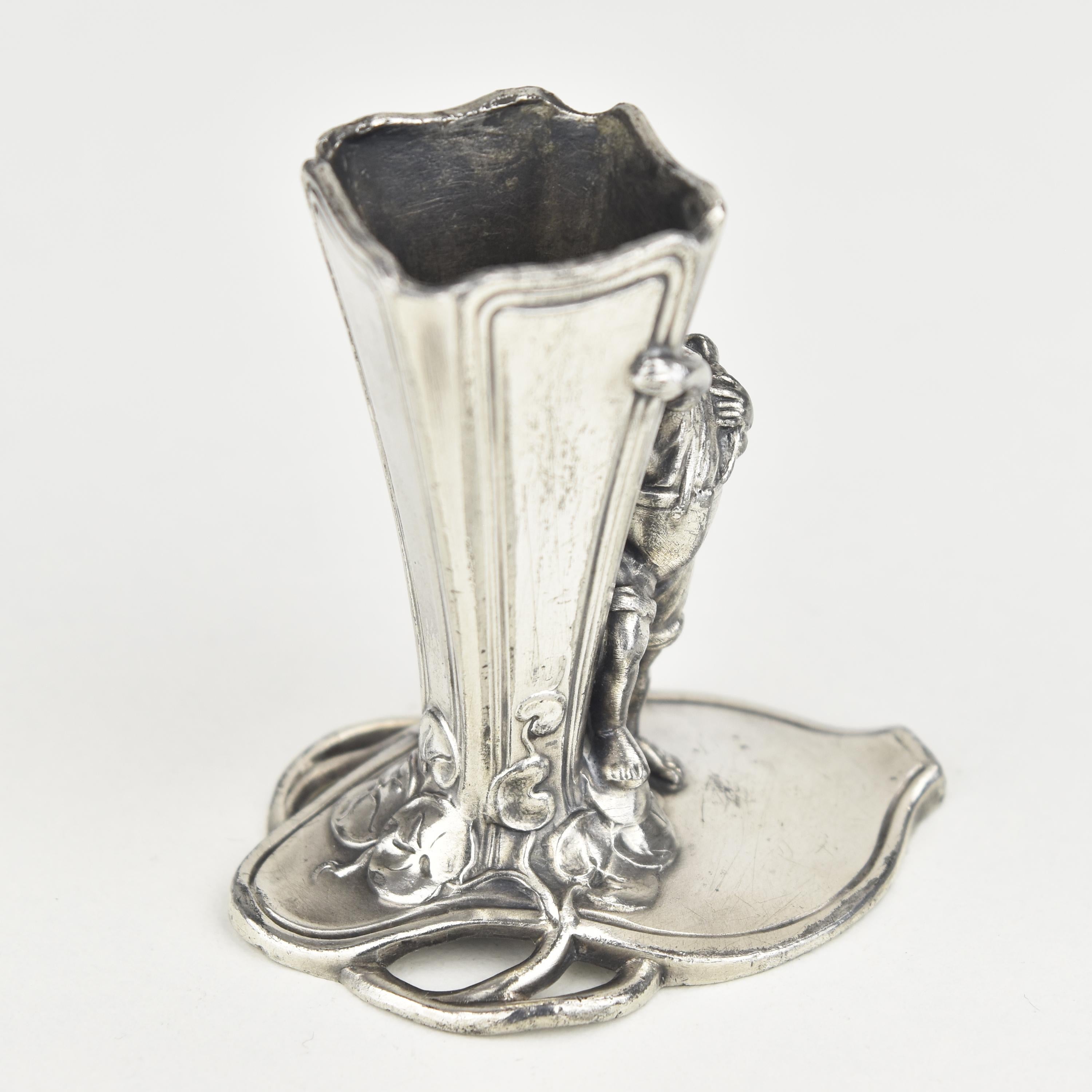 Début du 20ème siècle Figurative Toothpick Holder Stand WMF Art Nouveau Antique Silverplated en vente