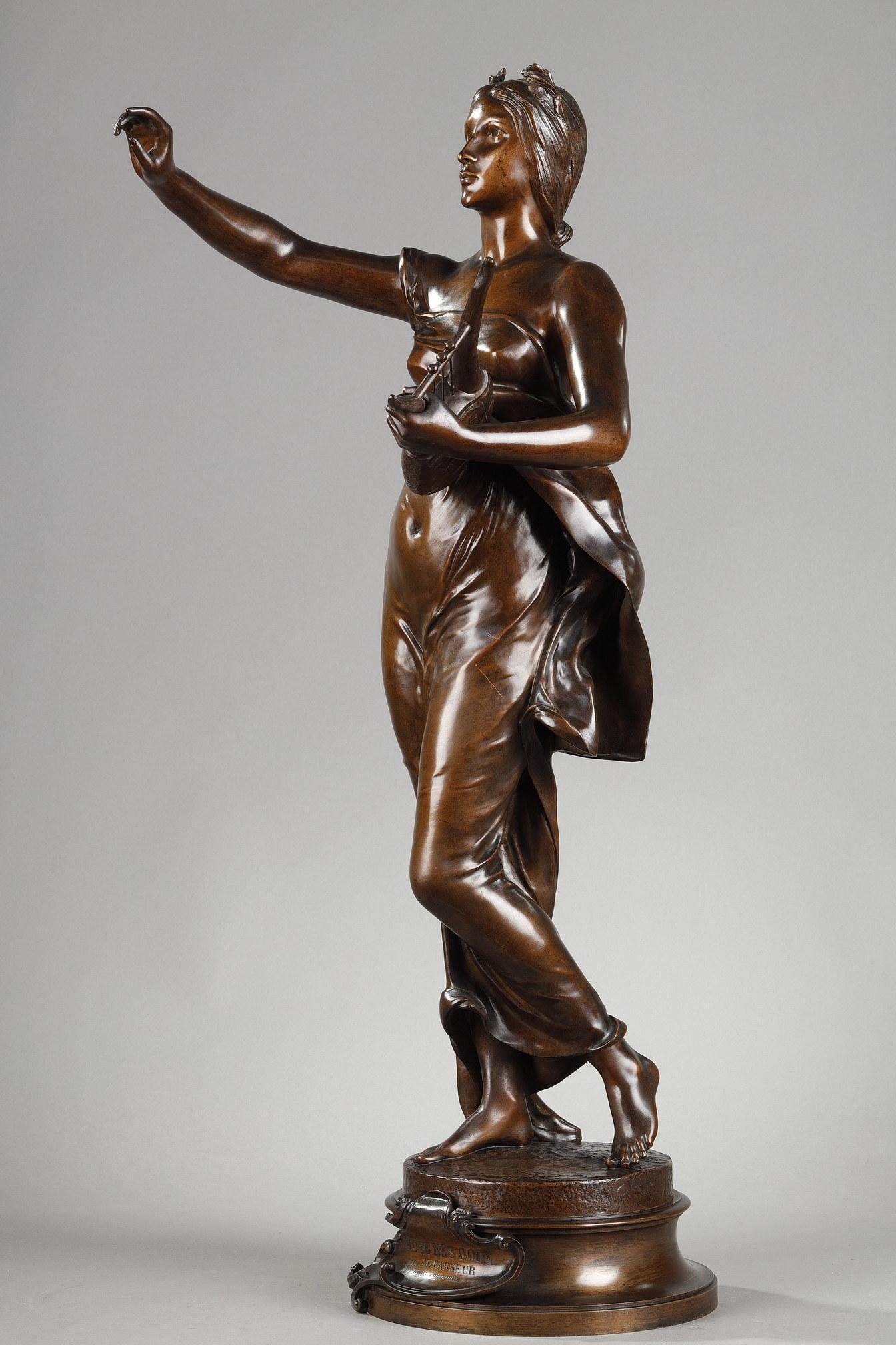 Français Figure en bronze avec patine de médaille « Muse des Bois » d'après Henri-Louis Levasseur en vente