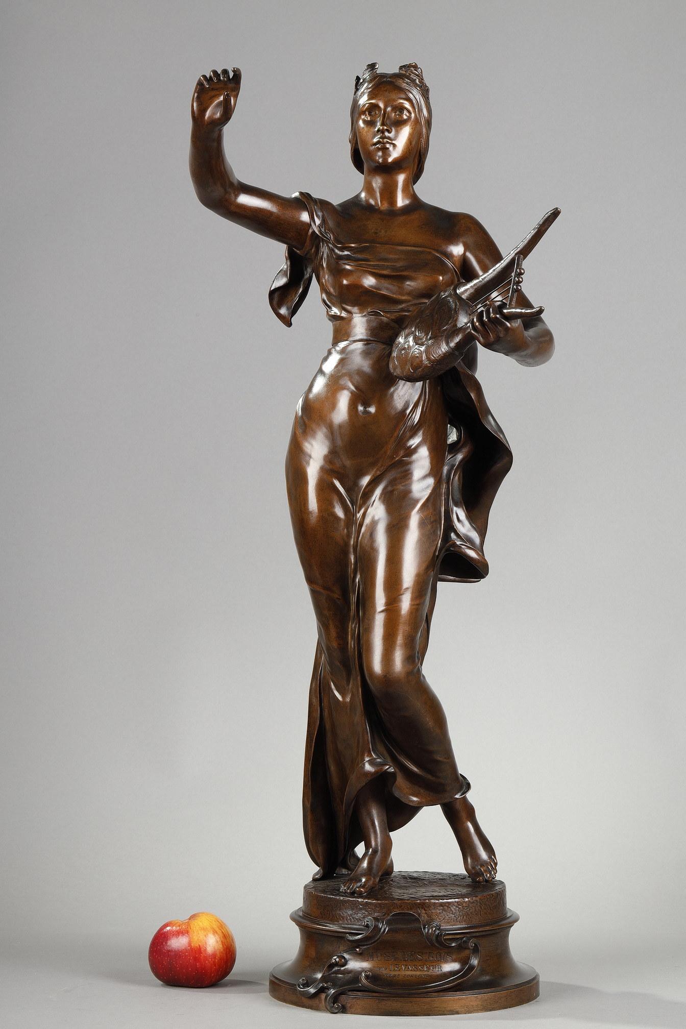 Bronze Figure en bronze avec patine de médaille « Muse des Bois » d'après Henri-Louis Levasseur en vente