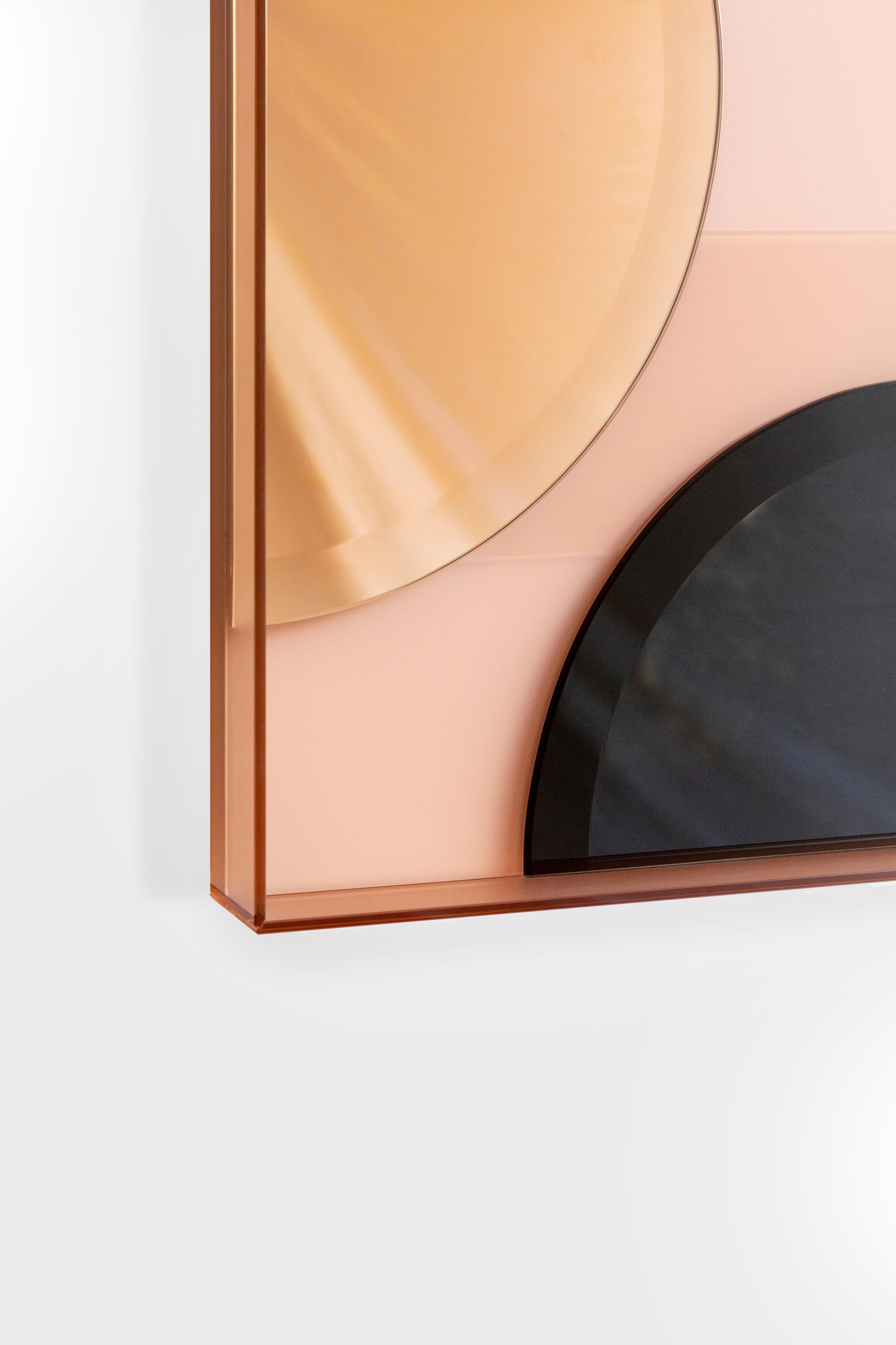 Italian Figure M3 Pink Mirror in vendita