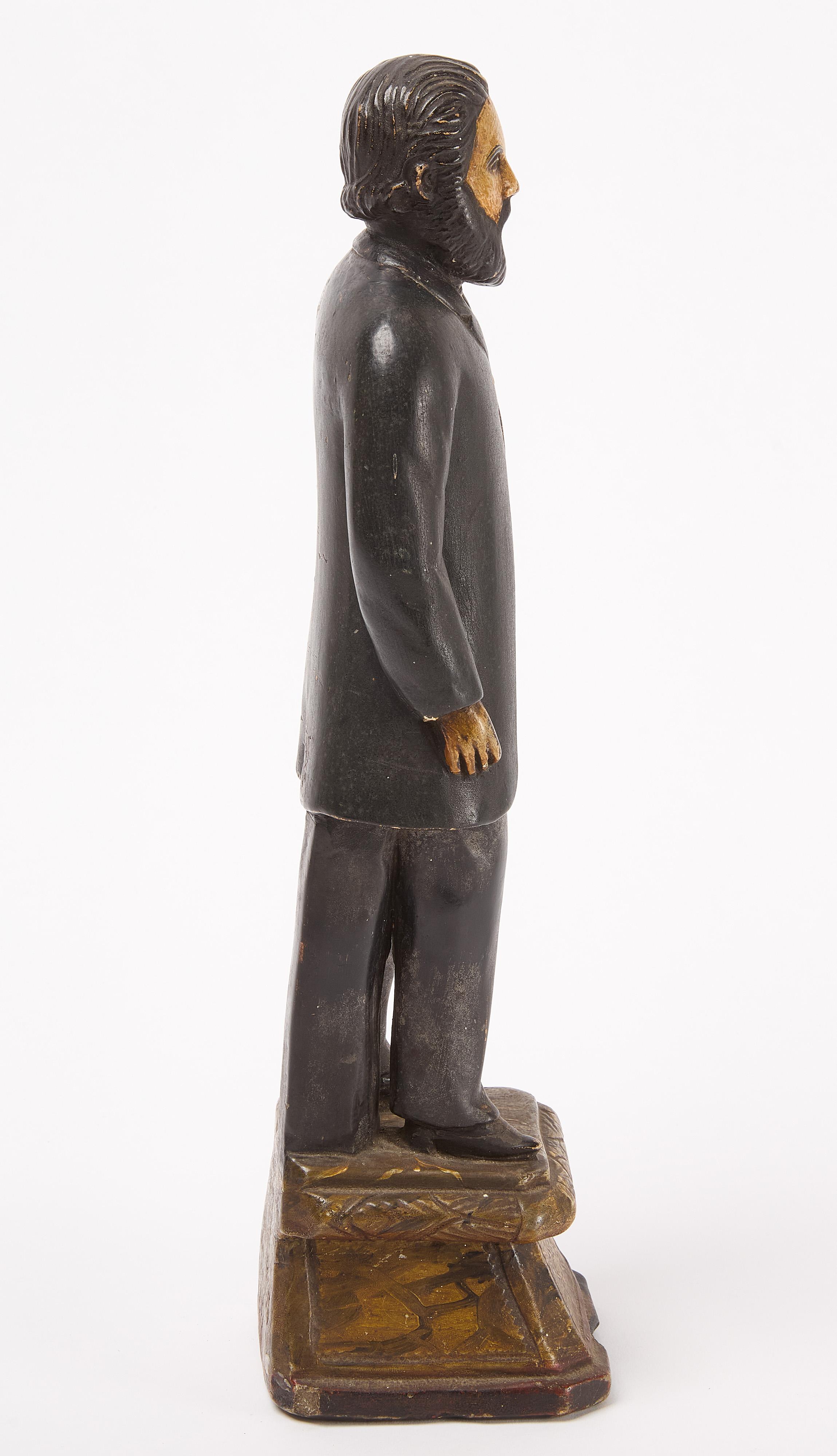 Artisanat Figure d'un homme d'État. Grès peint en vente