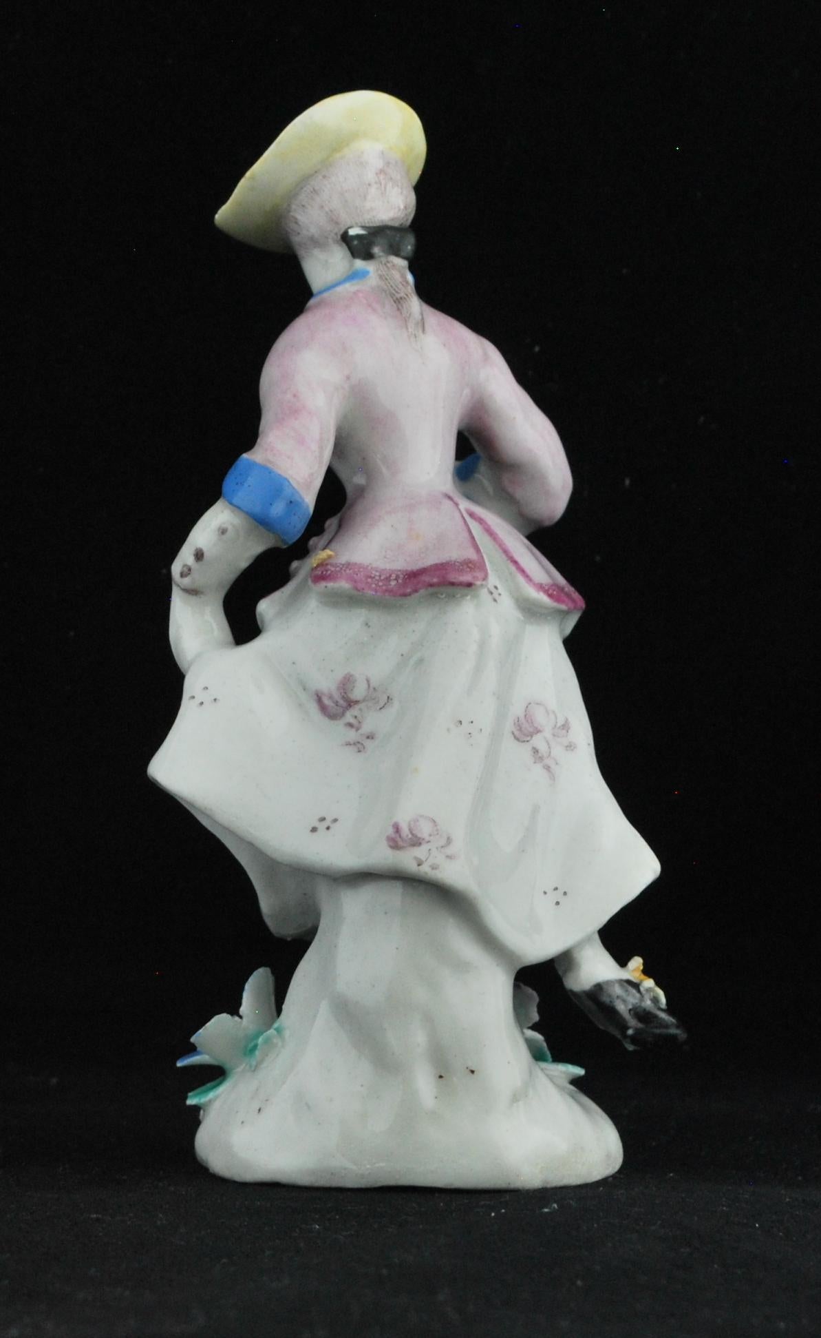 Rococo Figure : Jeune fille en train de courir, usine de porcelaine à nœud, datant d'environ 1756 en vente