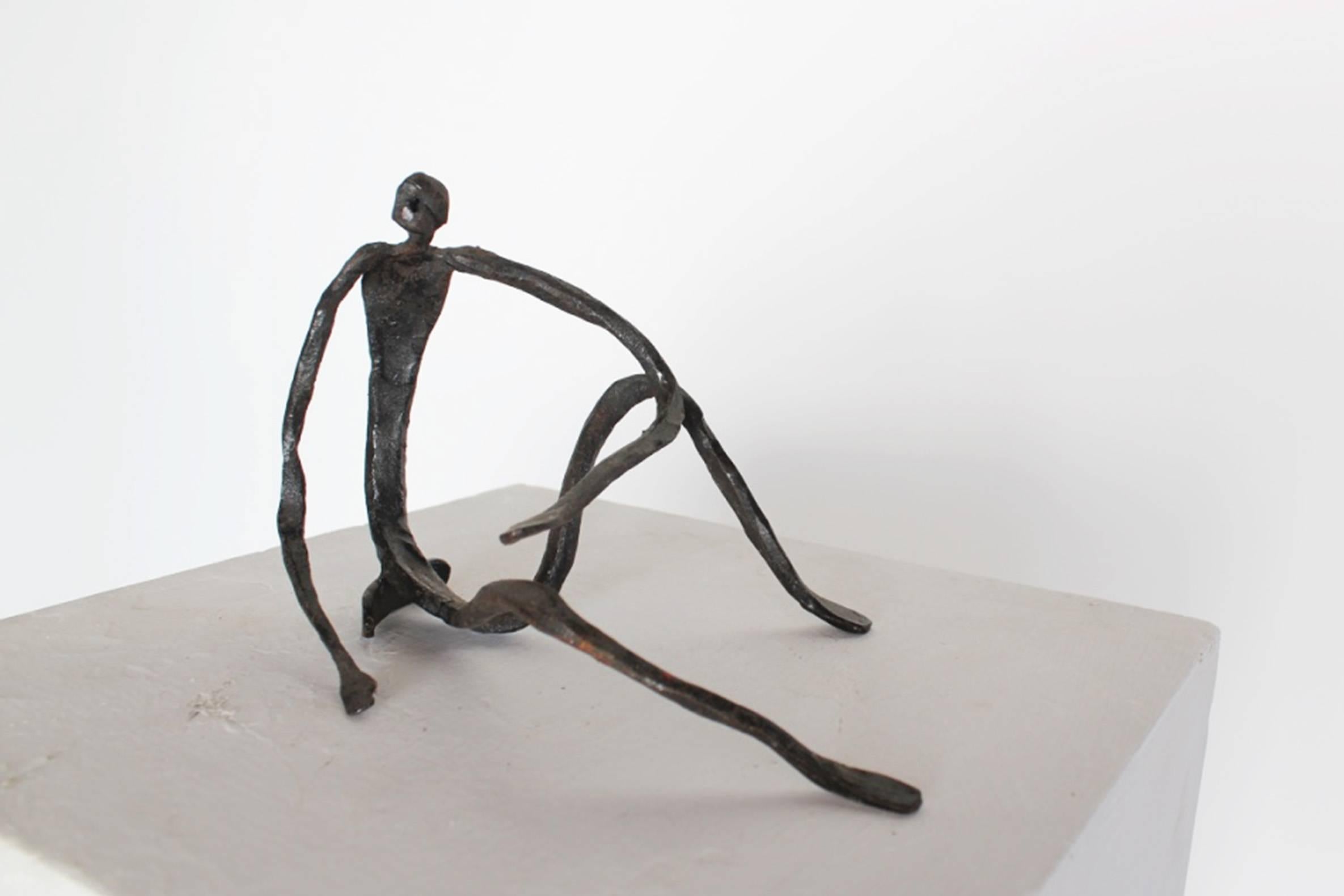 Modern Figurative Sculpture in Hand-Forged Textured Wrought Iron For Sale 3