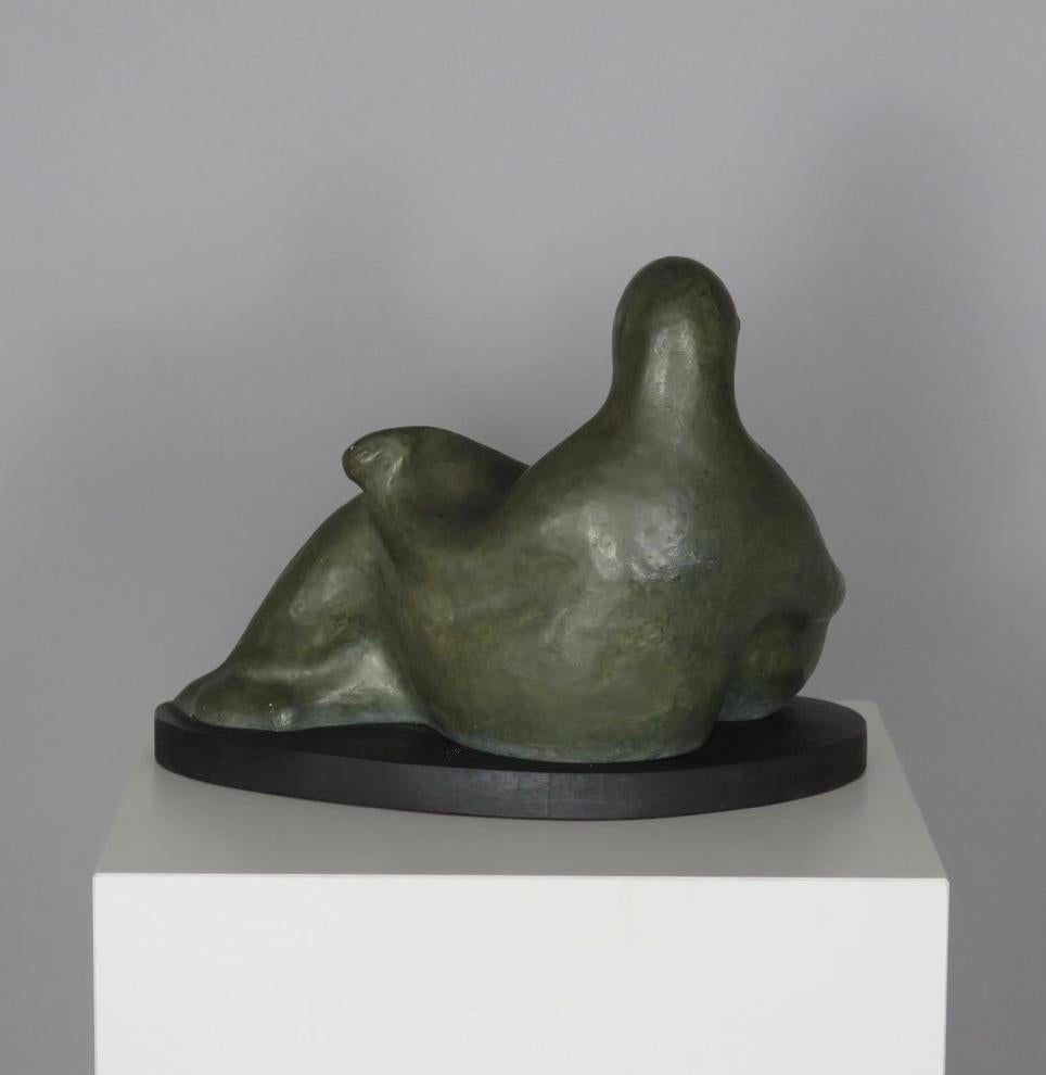 « Figure avec instrument » de Joseph J. Greenberg Jr. en vente 1