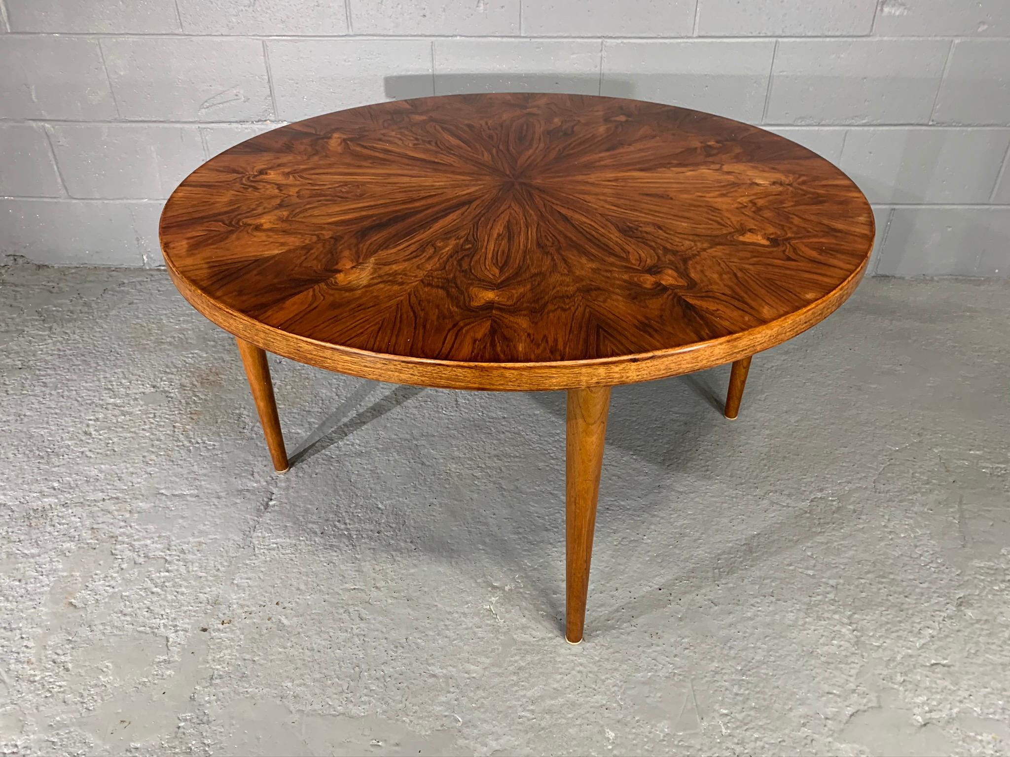 Figured Grain Rosewood Round Coffee Table by Edvard Valentinsen In Good Condition In Belmont, MA