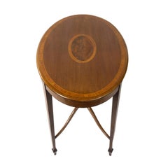 Table d'appoint ovale en acajou figuré et citronnier incrusté, anglaise, vers 1890